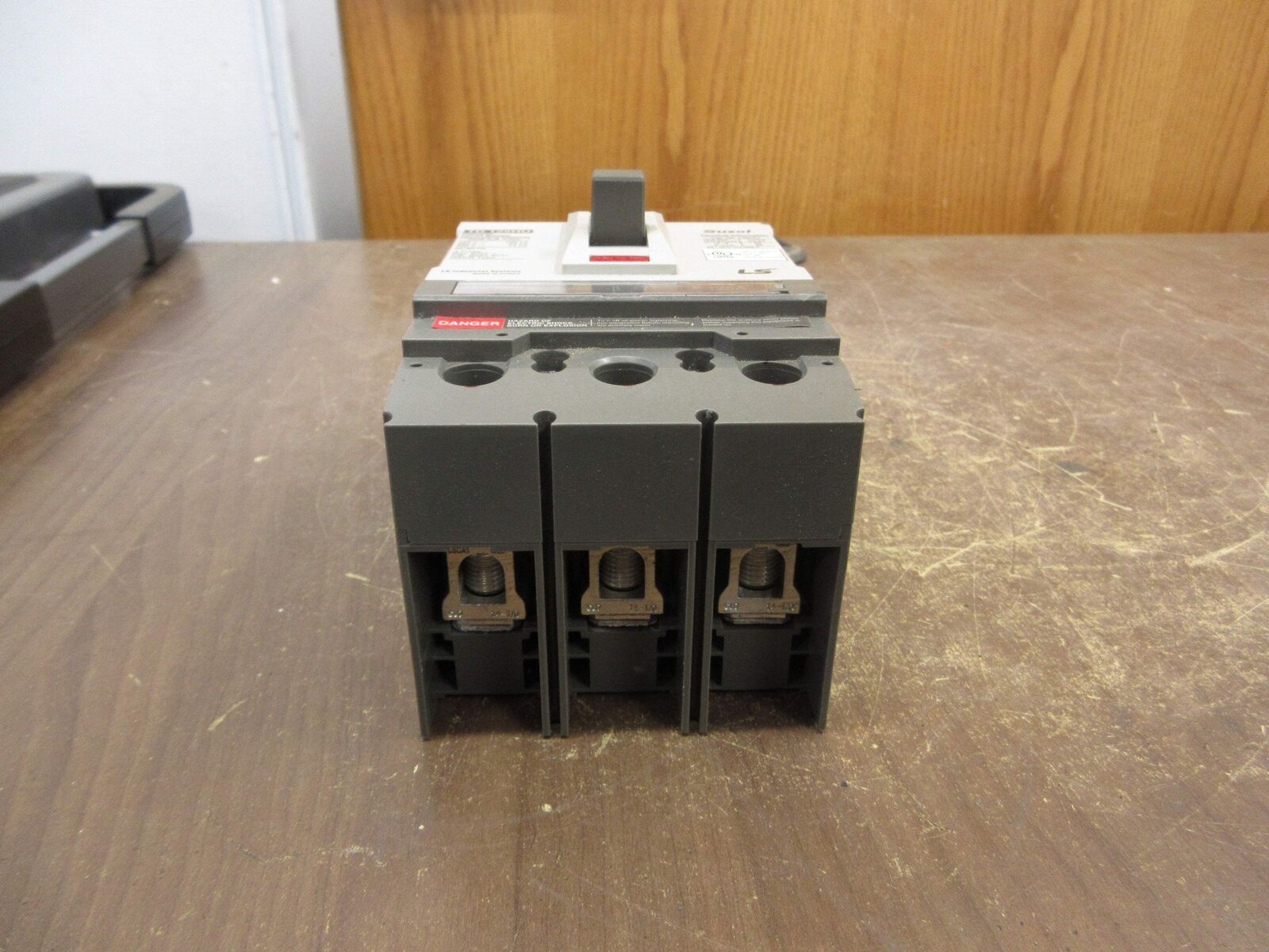 LS Circuit Breaker TD125HU 125A 600V 3P Used