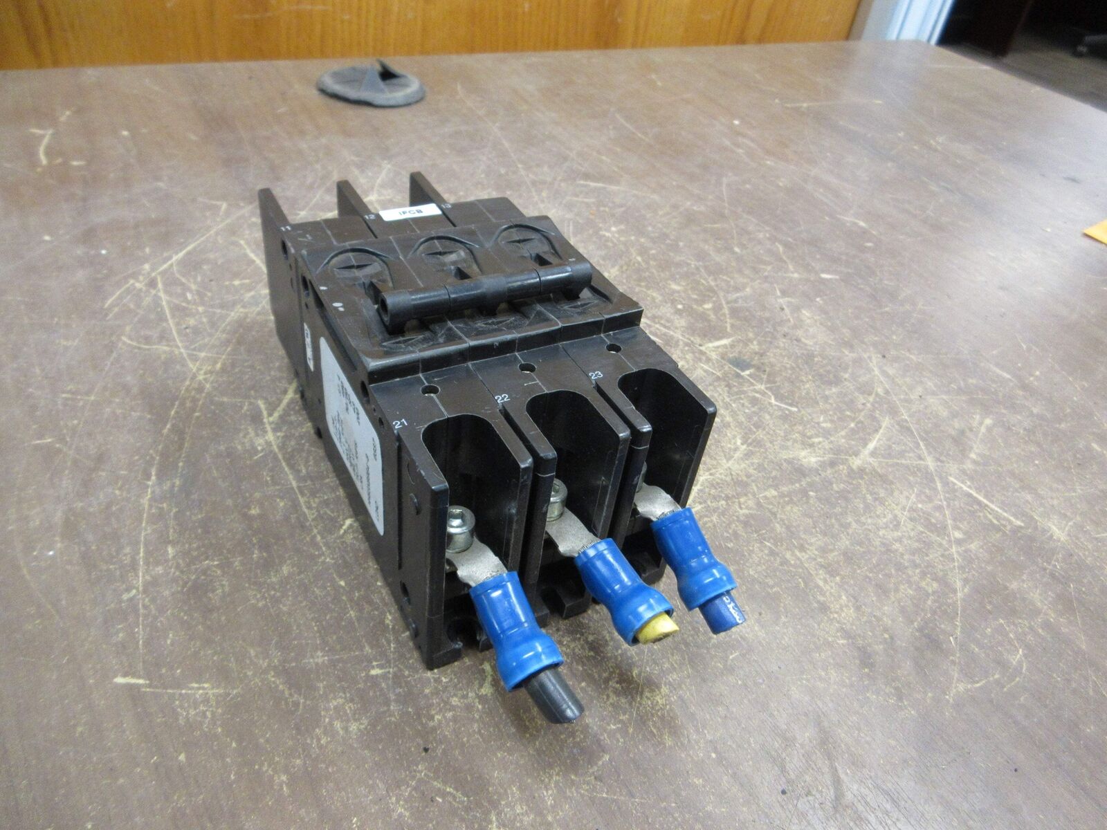 Airpax Circuit Breaker 219-3-2988-964 37.4A 480V 3P Used