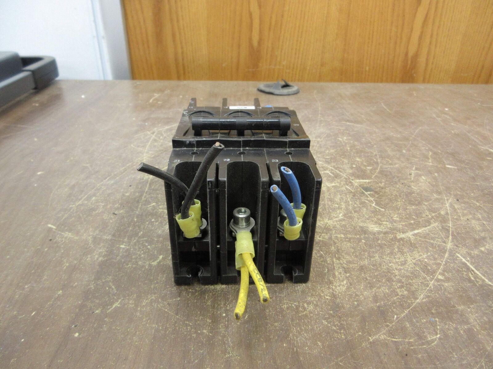 Airpax Circuit Breaker 219-3-2600-429 39A 480V 3P Used