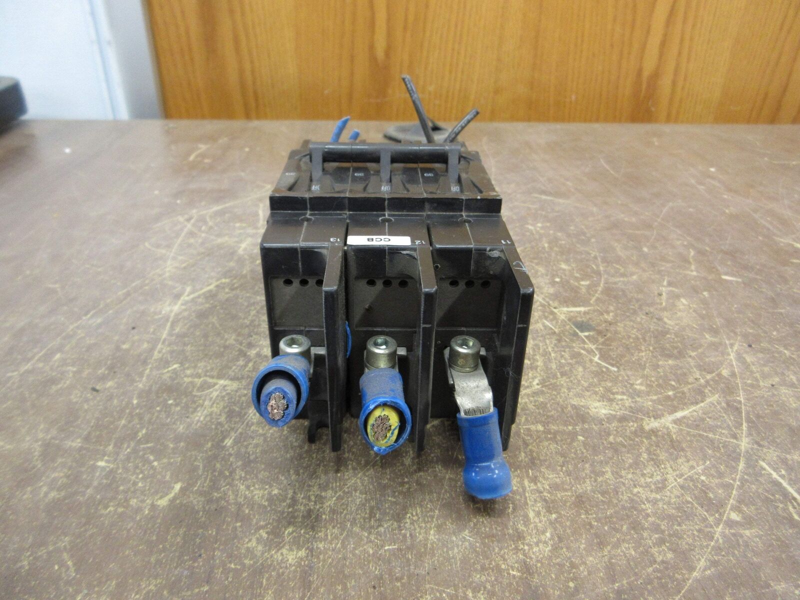 Airpax Circuit Breaker 219-3-2600-429 39A 480V 3P Used