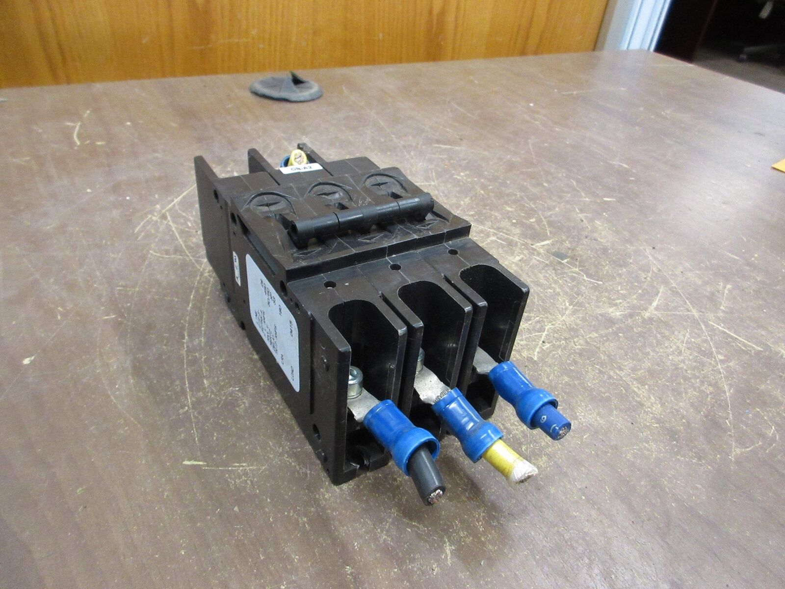 Airpax Circuit Breaker 219-3-32755-4 28A 480V 3P Used