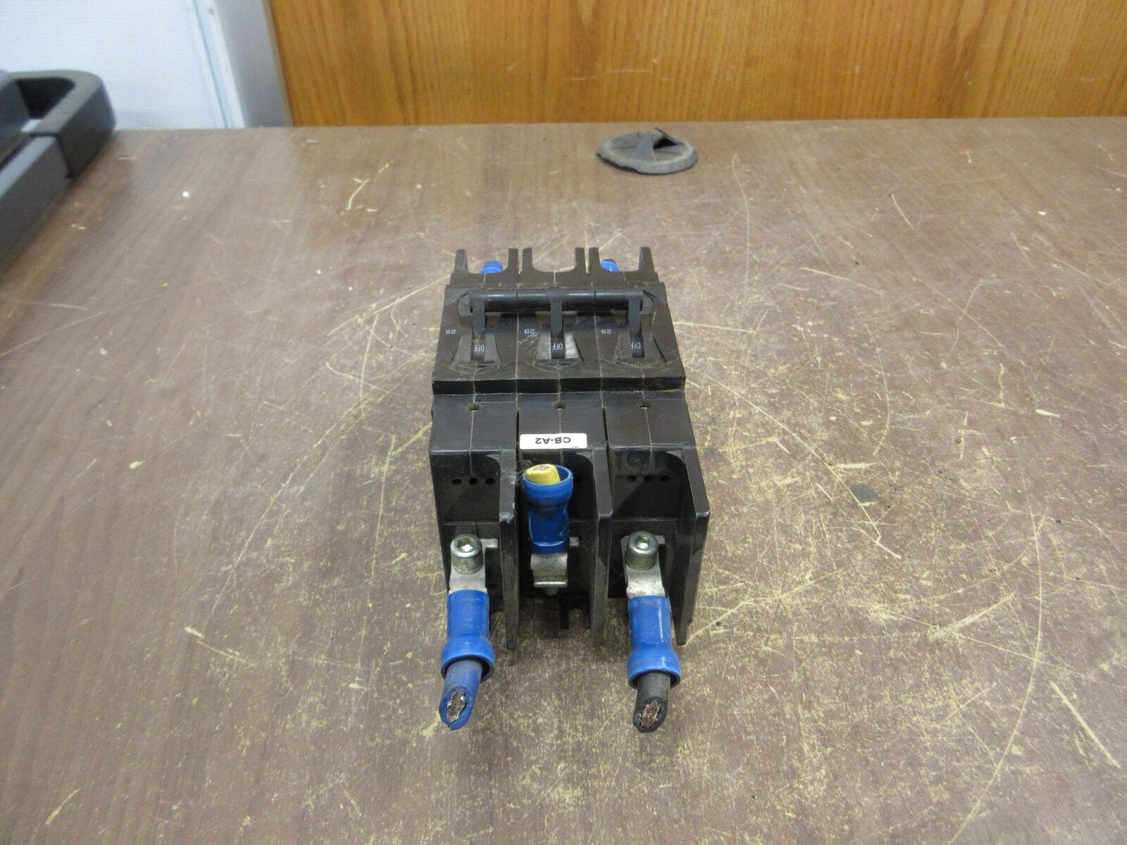 Airpax Circuit Breaker 219-3-32755-4 28A 480V 3P Used