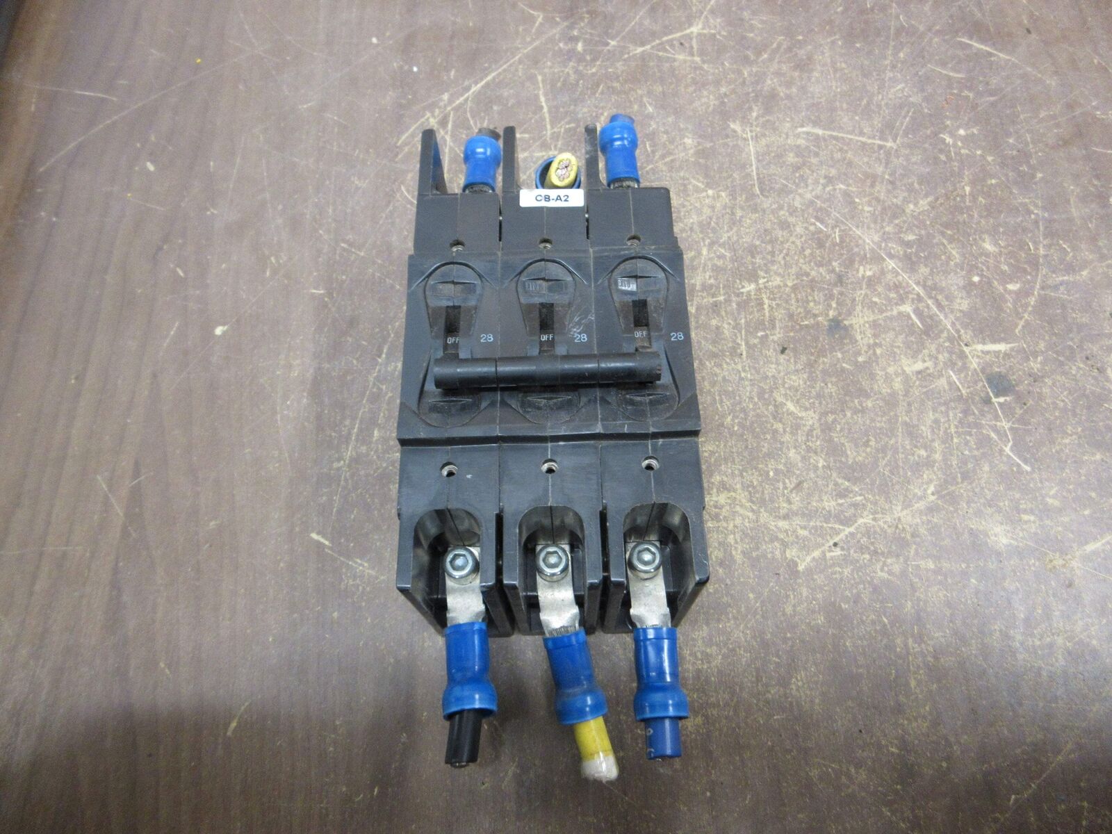 Airpax Circuit Breaker 219-3-32755-4 28A 480V 3P Used