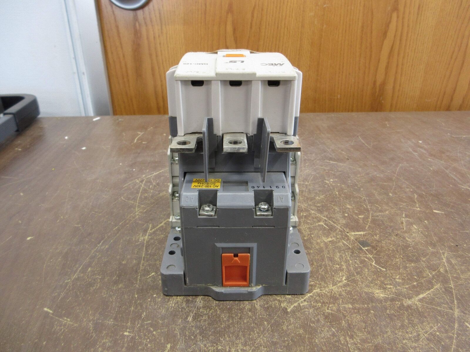 LS MEC Contactor GMC-125 100-240VAC/100-220VDC Coil 160A 600V Used