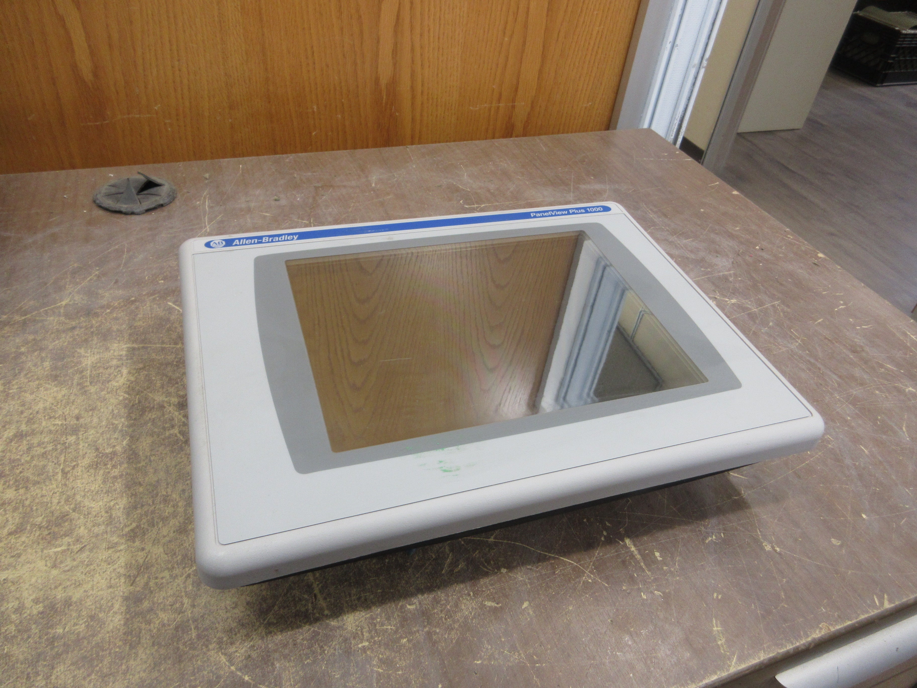 Allen-Bradley Panelview Plus 1000 Operator Terminal 2711PC-T10C4D8 Ser. A Used