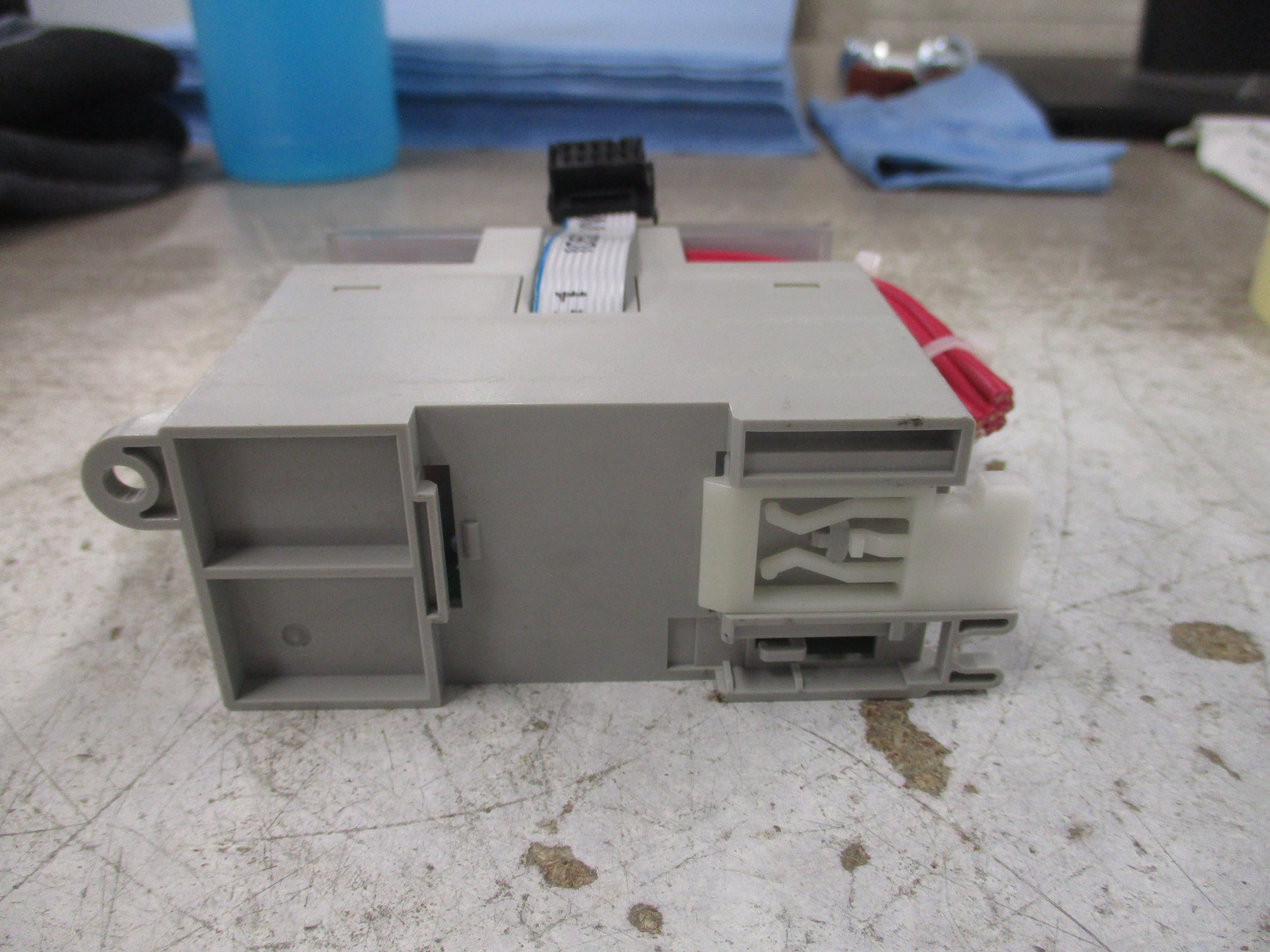 Allen-Bradley MicroLogix 1200 Input Module 1762-IA8 Ser. A Rev. A 8PT 120VAC