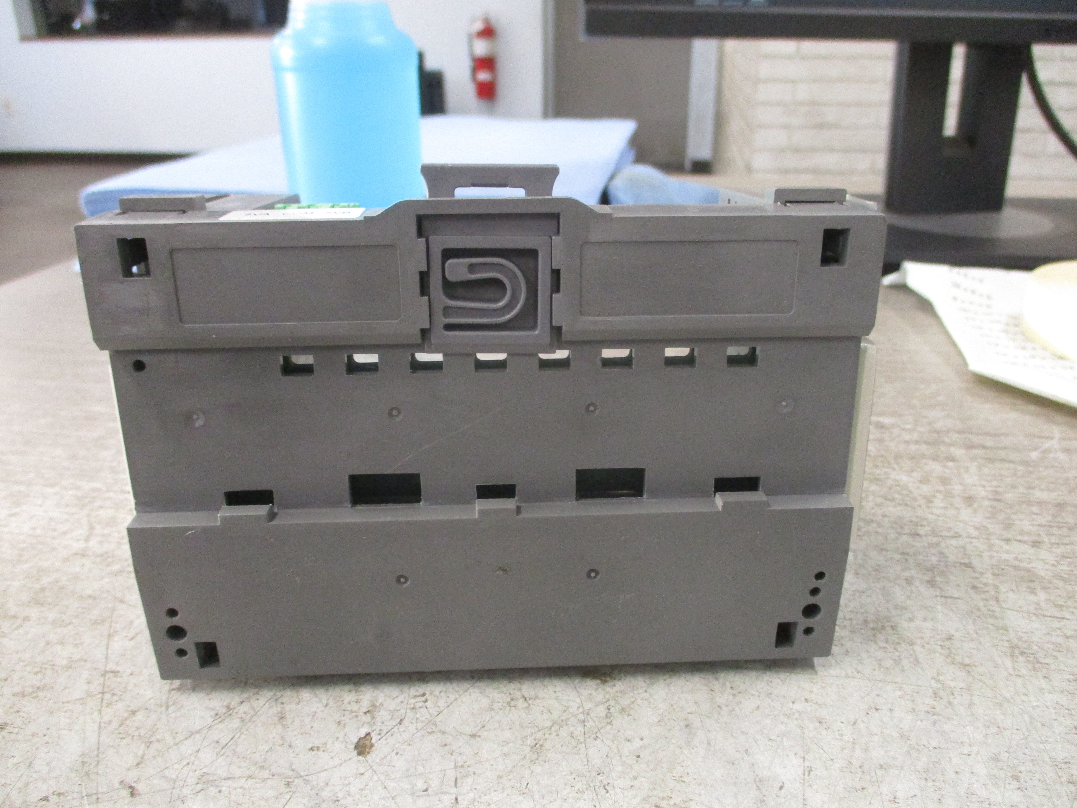 Compressor Controls Corp. SureLink Remote I/O Base RFTA-8 8-Slot Used