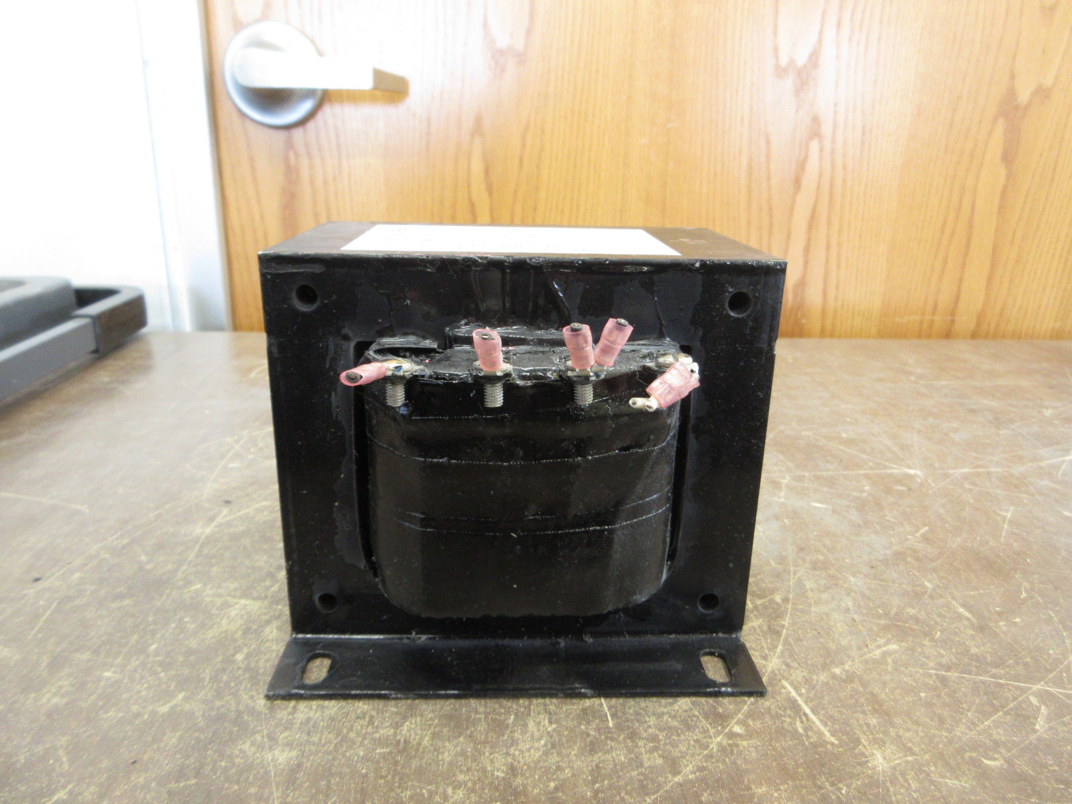 Hammond Transformer 135795 750VA Pri: 400/480V Sec: 120/240V 1Ph Used