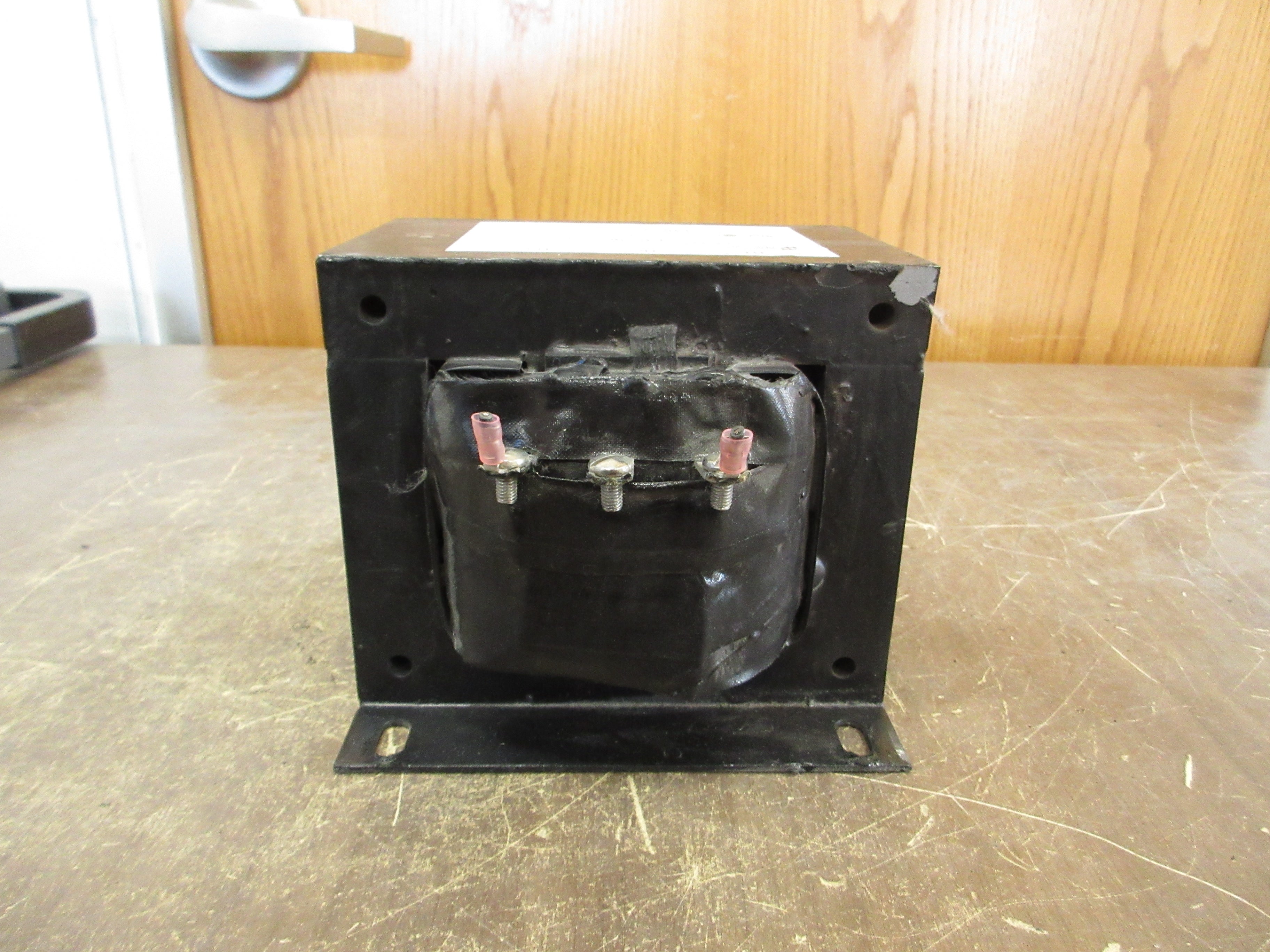 Hammond Transformer 135795 750VA Pri: 400/480V Sec: 120/240V 1Ph Used