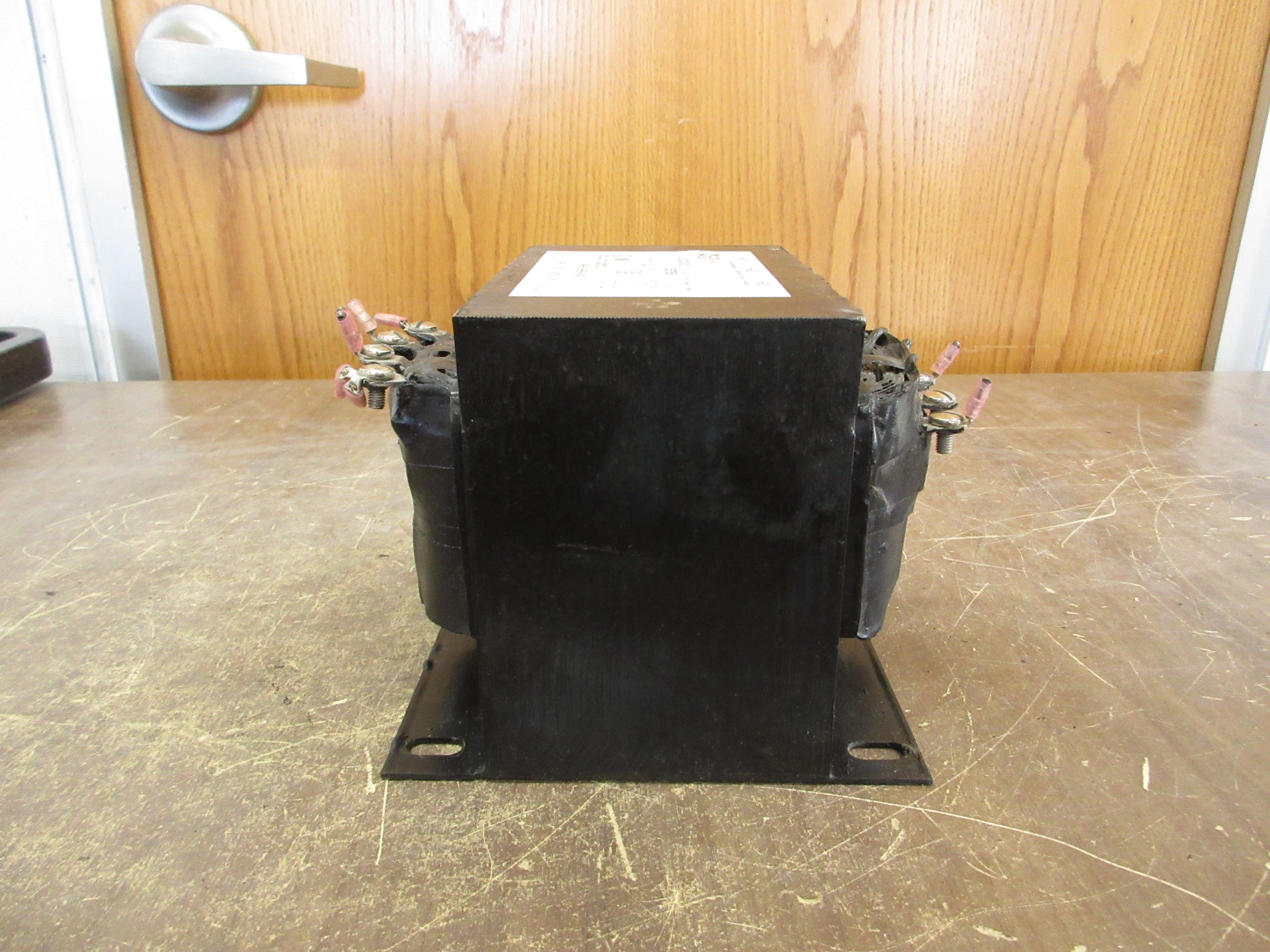 Hammond Transformer 135795 750VA Pri: 400/480V Sec: 120/240V 1Ph Used