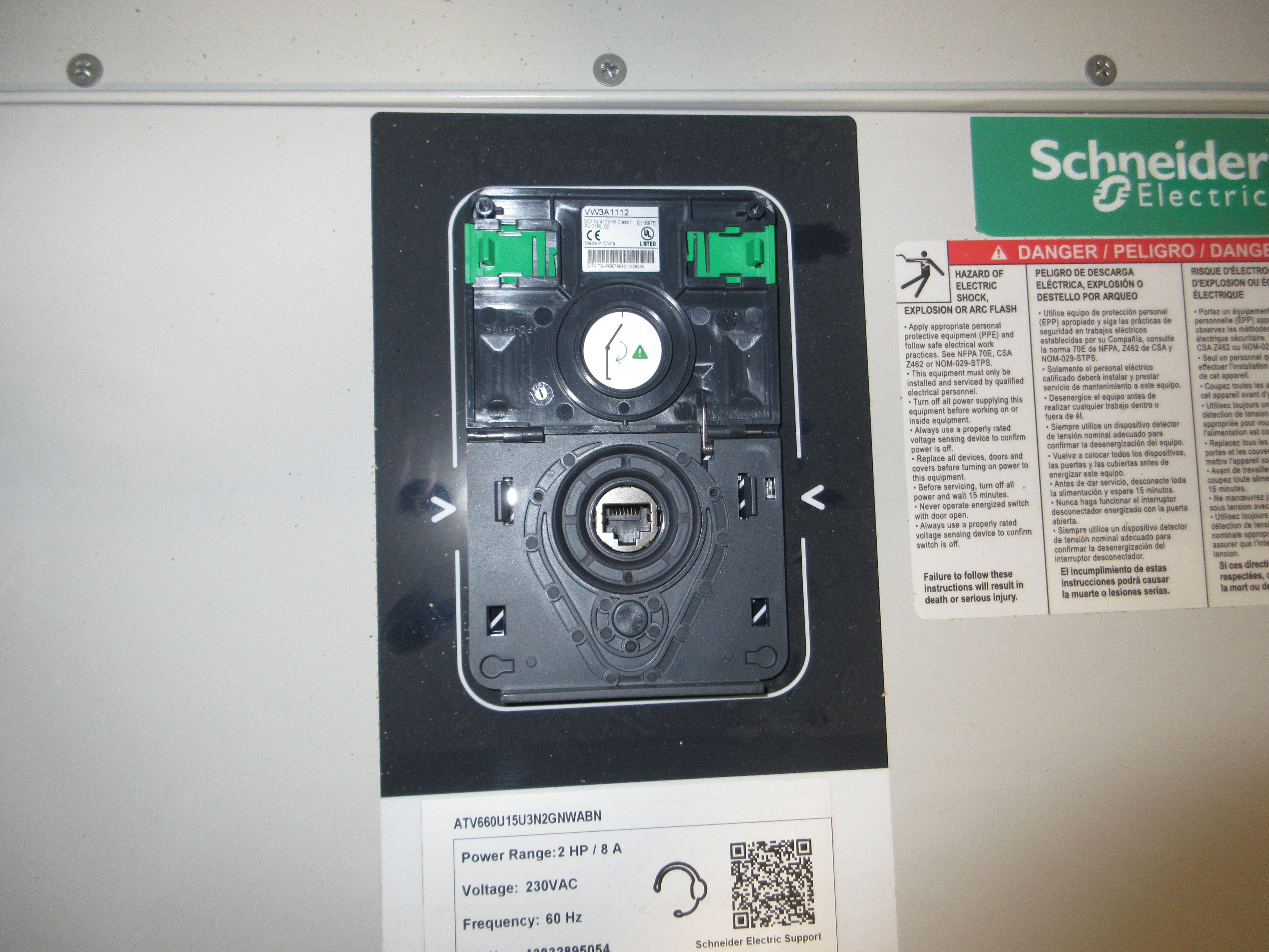 Schnieder Electric Altivar Process Type 12 AC Drive ATV660U15U3N2GNWABN 2HP 230V