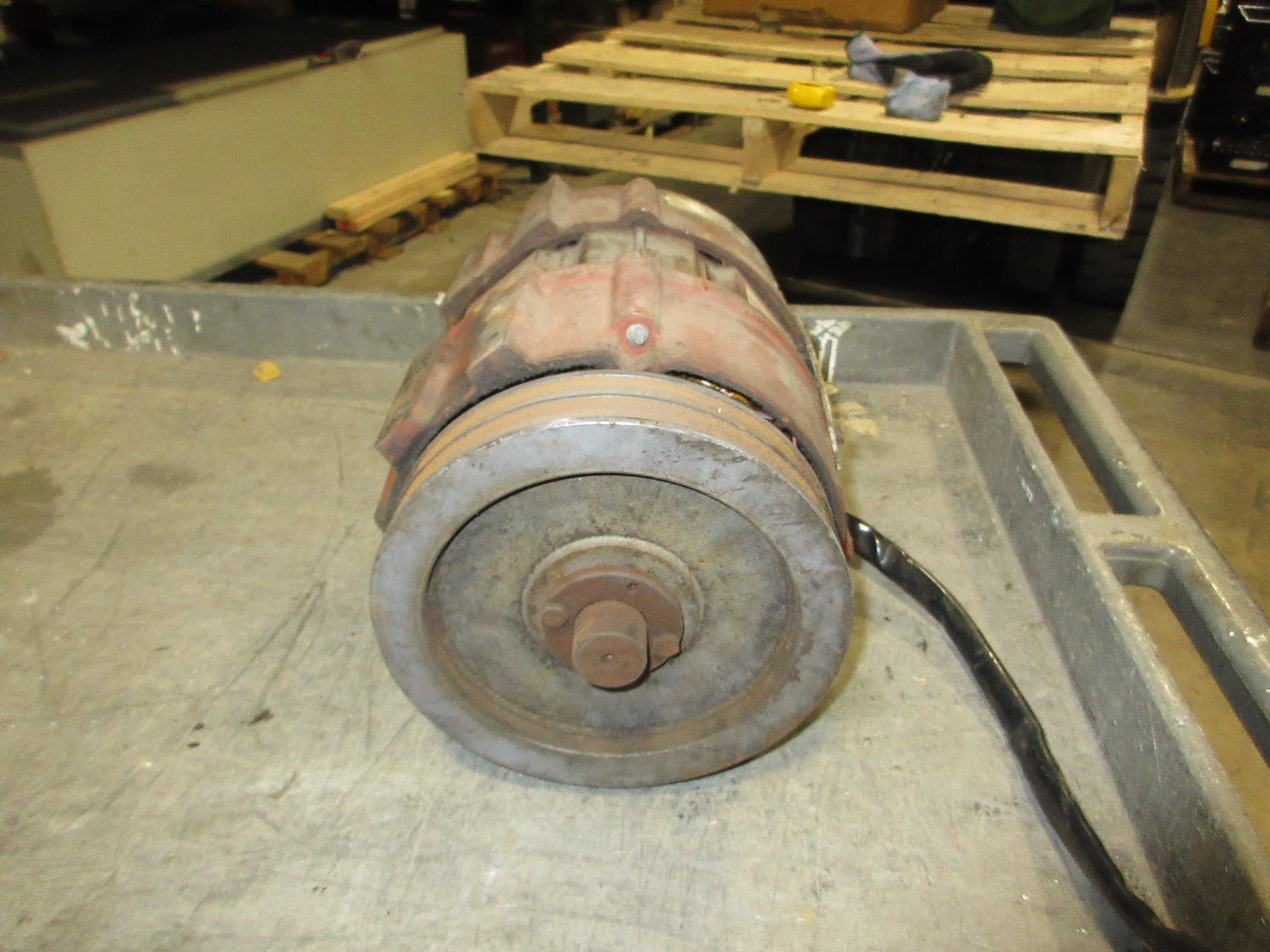 Elmo Drive Motor CF 132 C/G-2-4-R-3T 4.5HP 3600RPM 208-240V 13-12.2A 60Hz 3Ph