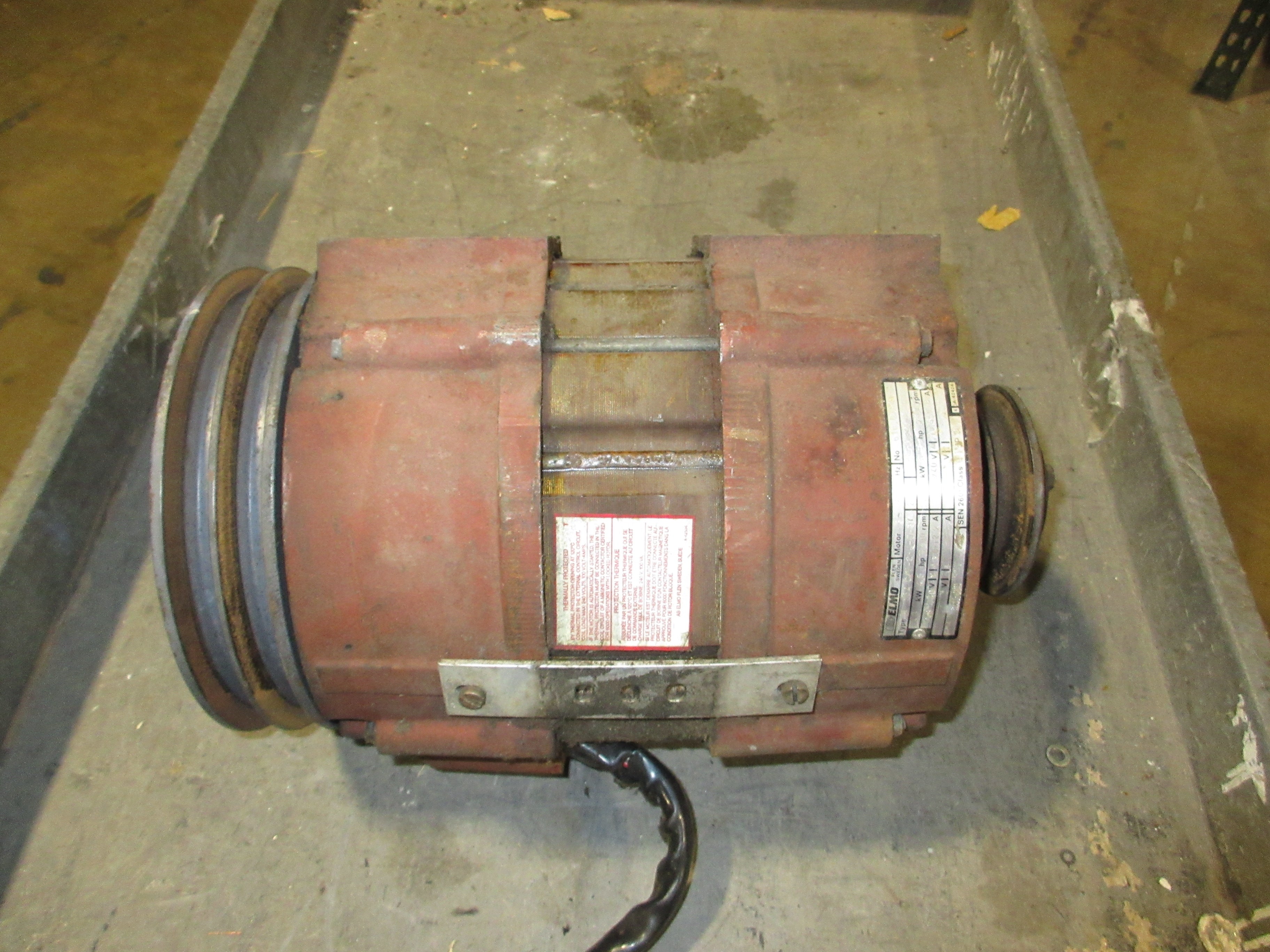 Elmo Drive Motor CF 132 C/G-2-4-R-3T 4.5HP 3600RPM 208-240V 13-12.2A 60Hz 3Ph