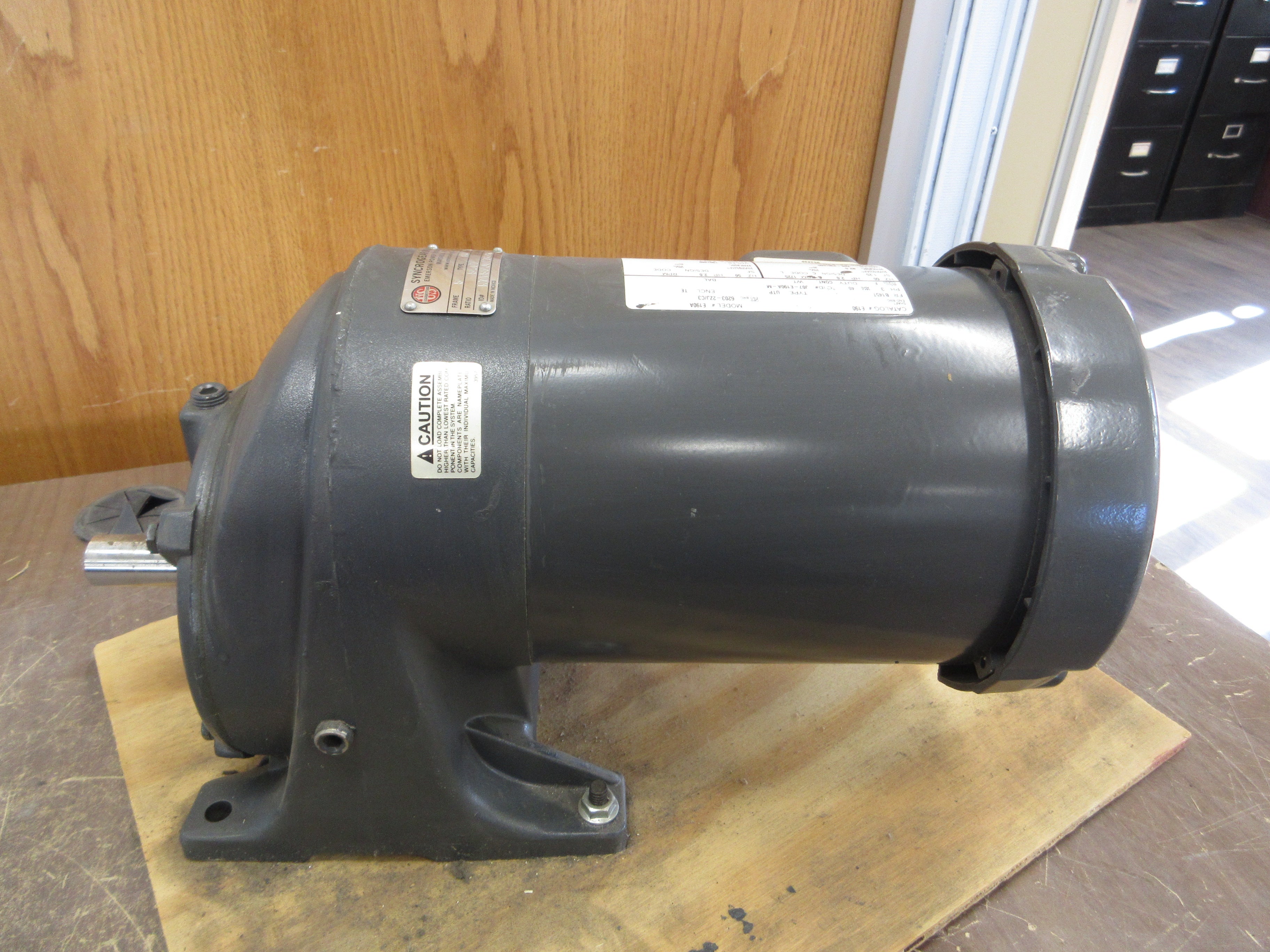 Emerson Gearmotor E190 2HP 1800RPM 208-230/460V 6.5-6.2/3.1A 60Hz 3Ph Used