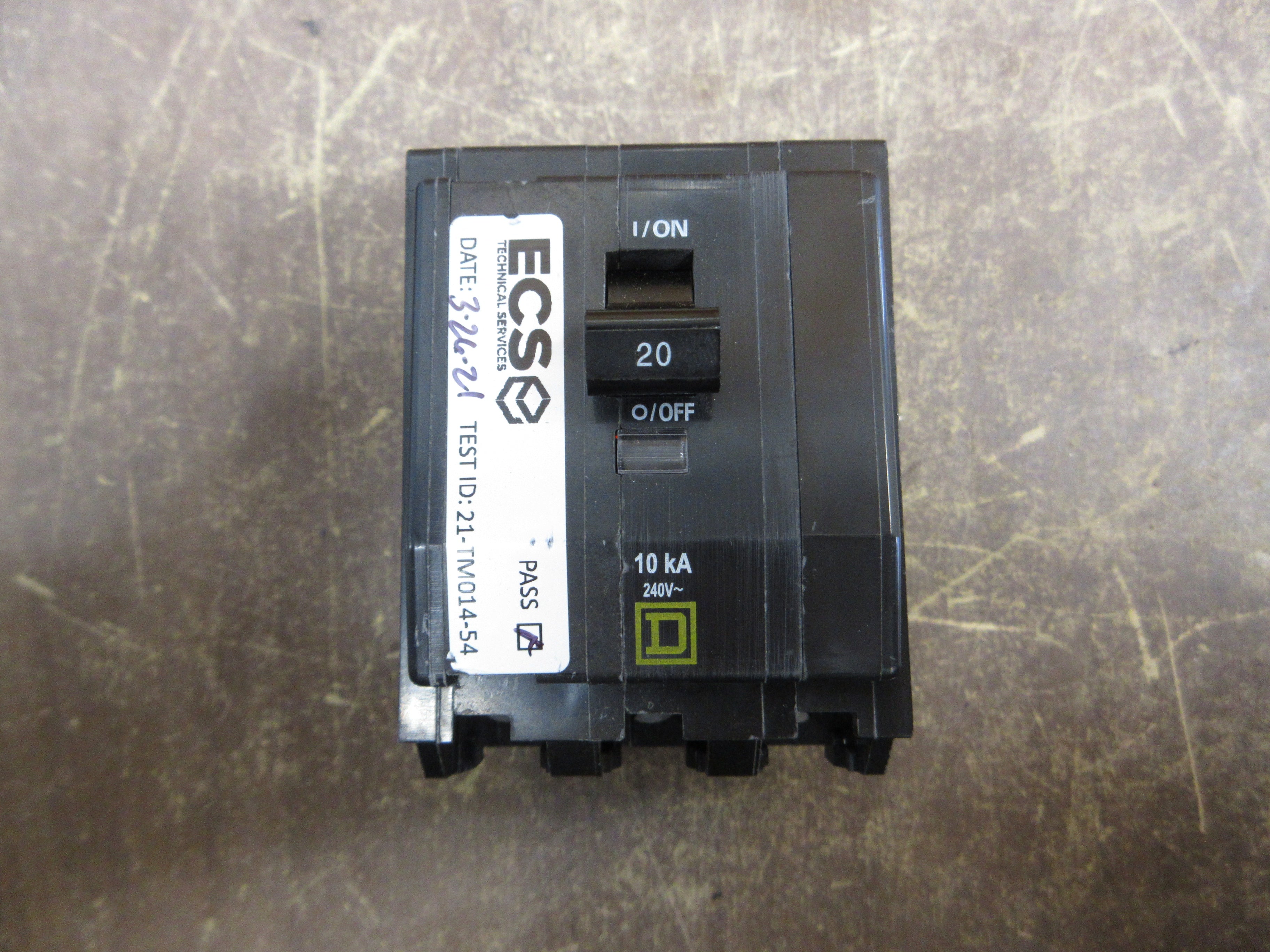 Square D Circuit Breaker QOB320 20A 240V 3P *Missing (3) Terminal Screws* Used