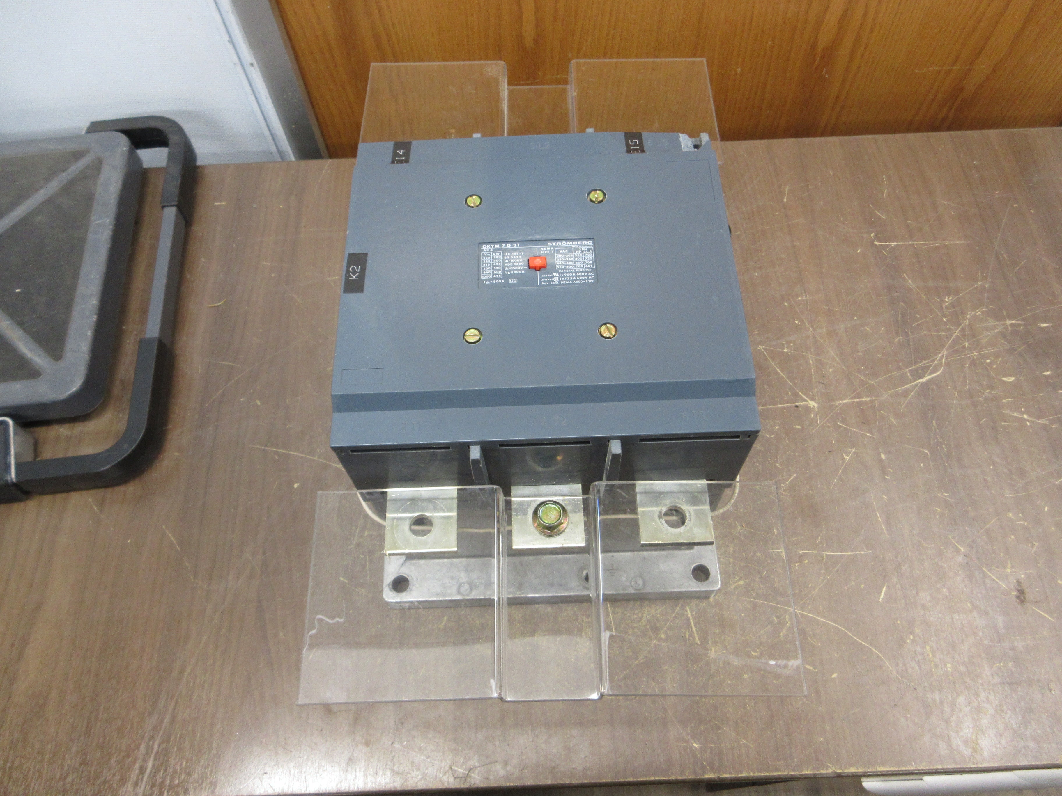 Stromberg Size 7 Contactor OKYM 7 G 21 125V Coil (2) Terminal Covers Used