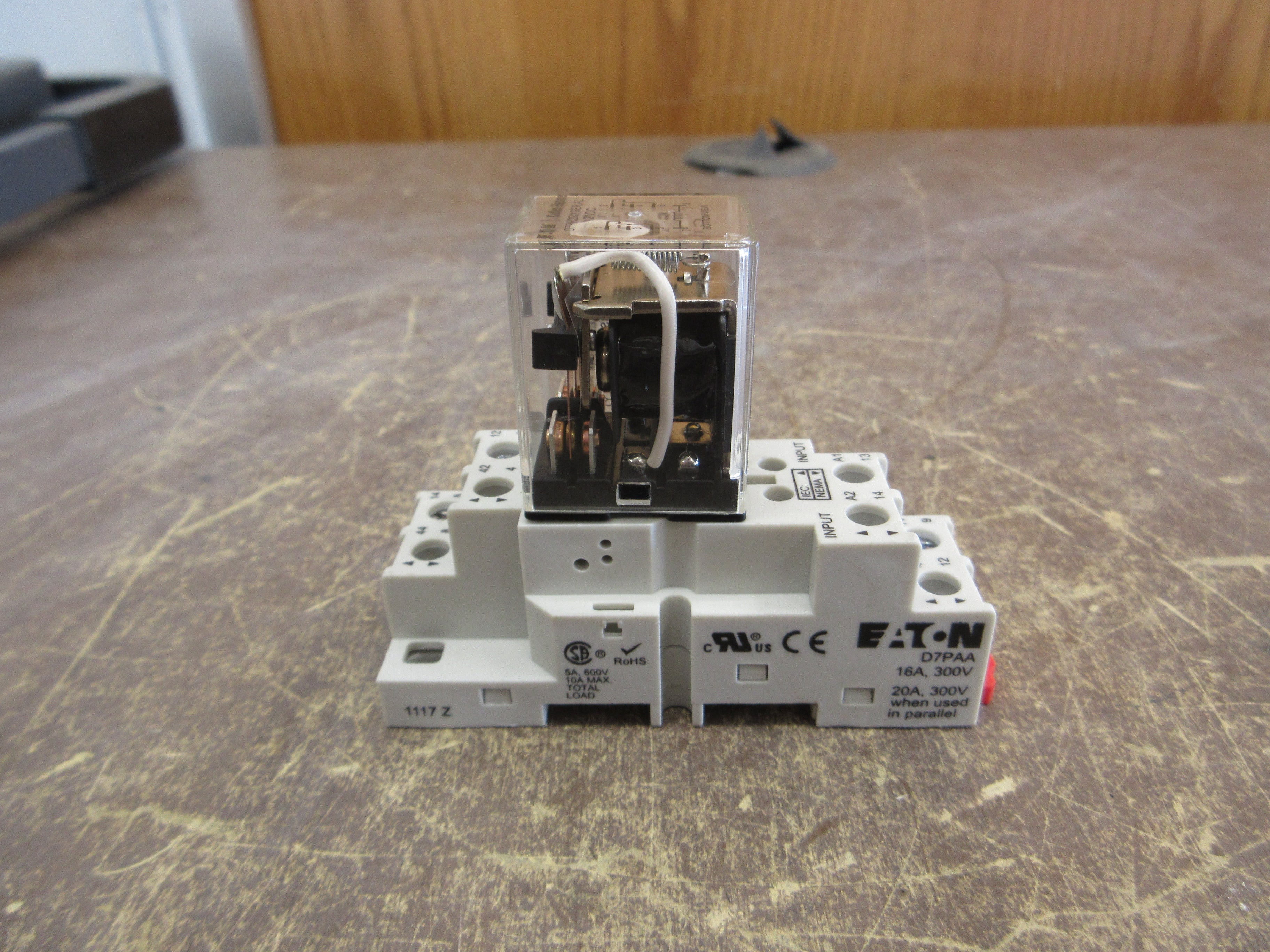 Eaton Relay D7PR2R1 Ser. A2 12VDC Coil w/ Base Used