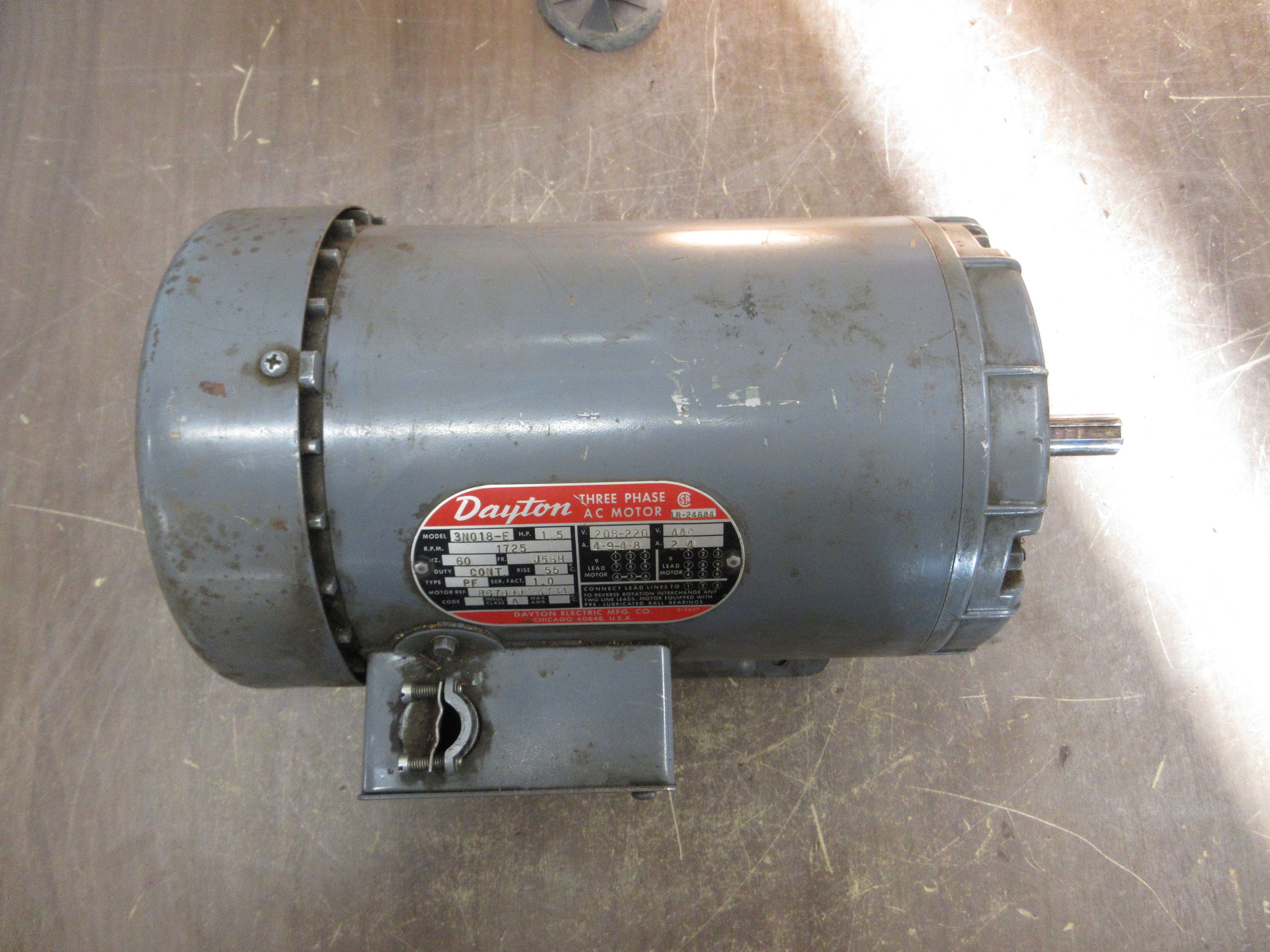 Dayton Motor 3N018-E 1.5HP 1800RPM 208-220/440V 4.9-4.8/2.4A 60Hz Frame: J56H