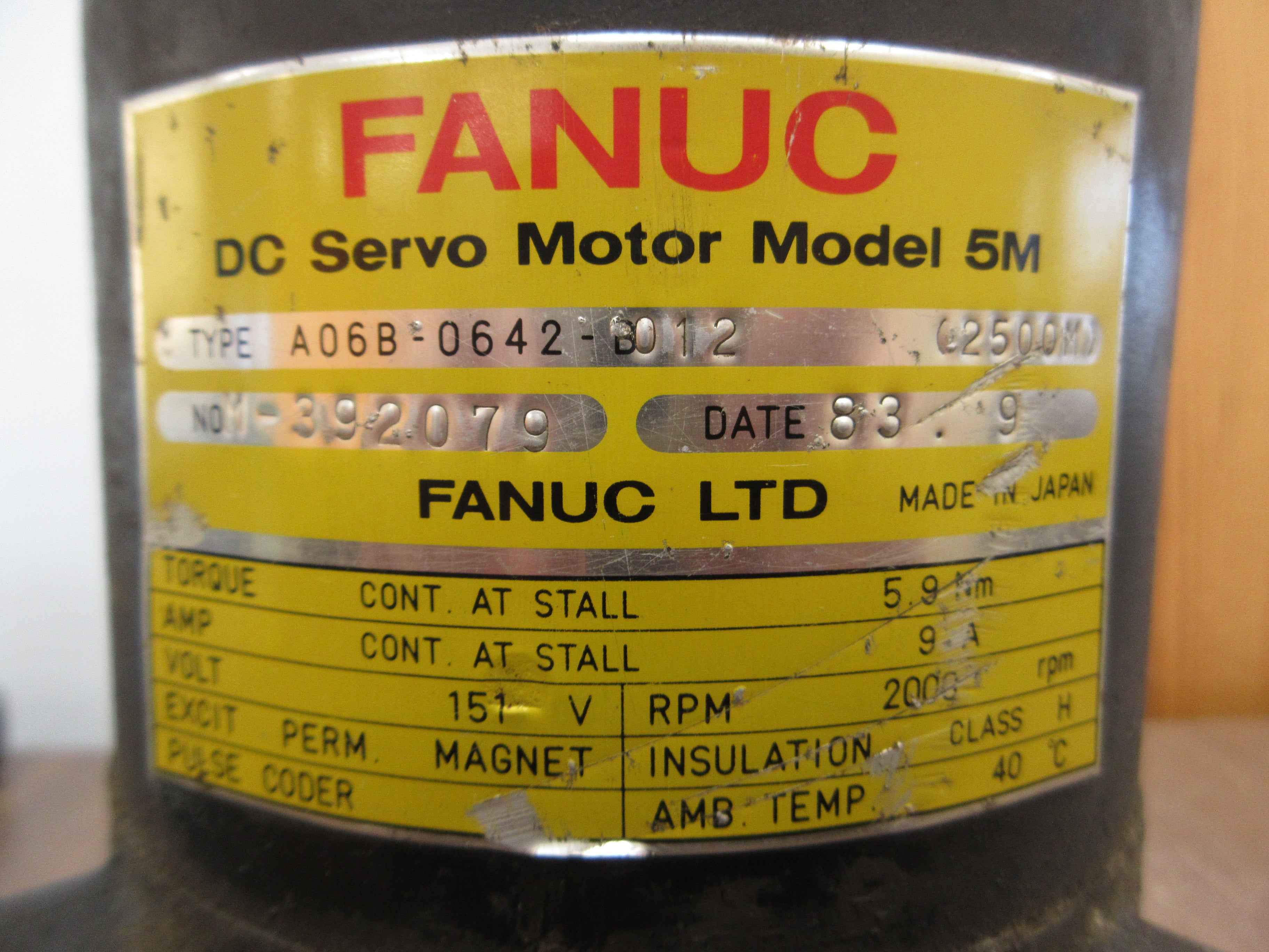 Fanuc Model 5M DC Servo Motor A06B-0642-B012 2500M 5.9Nm 2000RPM 151VDC 9A Used
