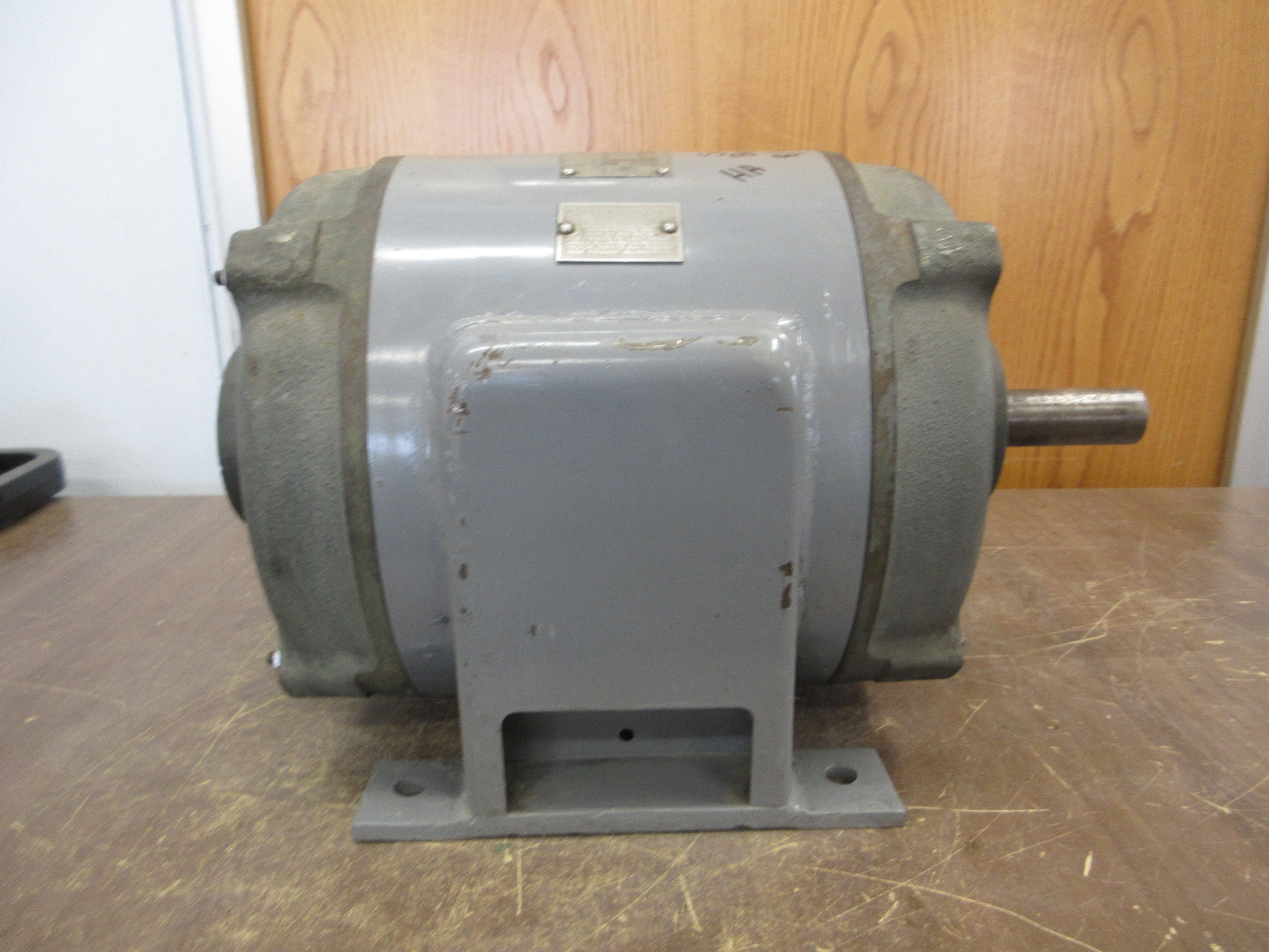 Century Induction Motor SC-215-FCA EMI 6-311687-01 5HP 1800RPM 208-220/440V 3Ph