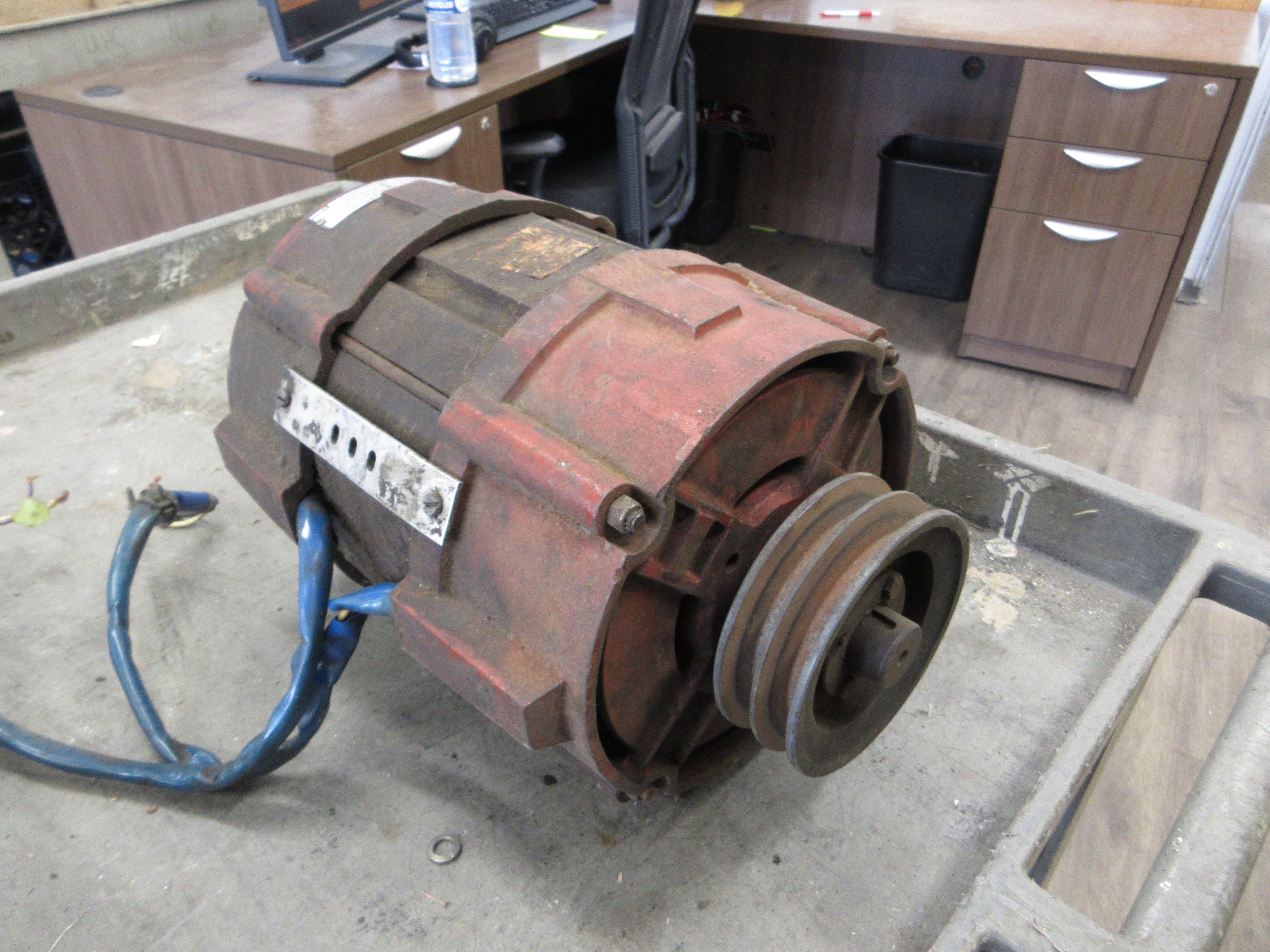 Elmo Drive Motor CF 160 F/42-18-2T 1.2 HP 600RPM 208-240V 7-8A 3Ph 60Hz Used