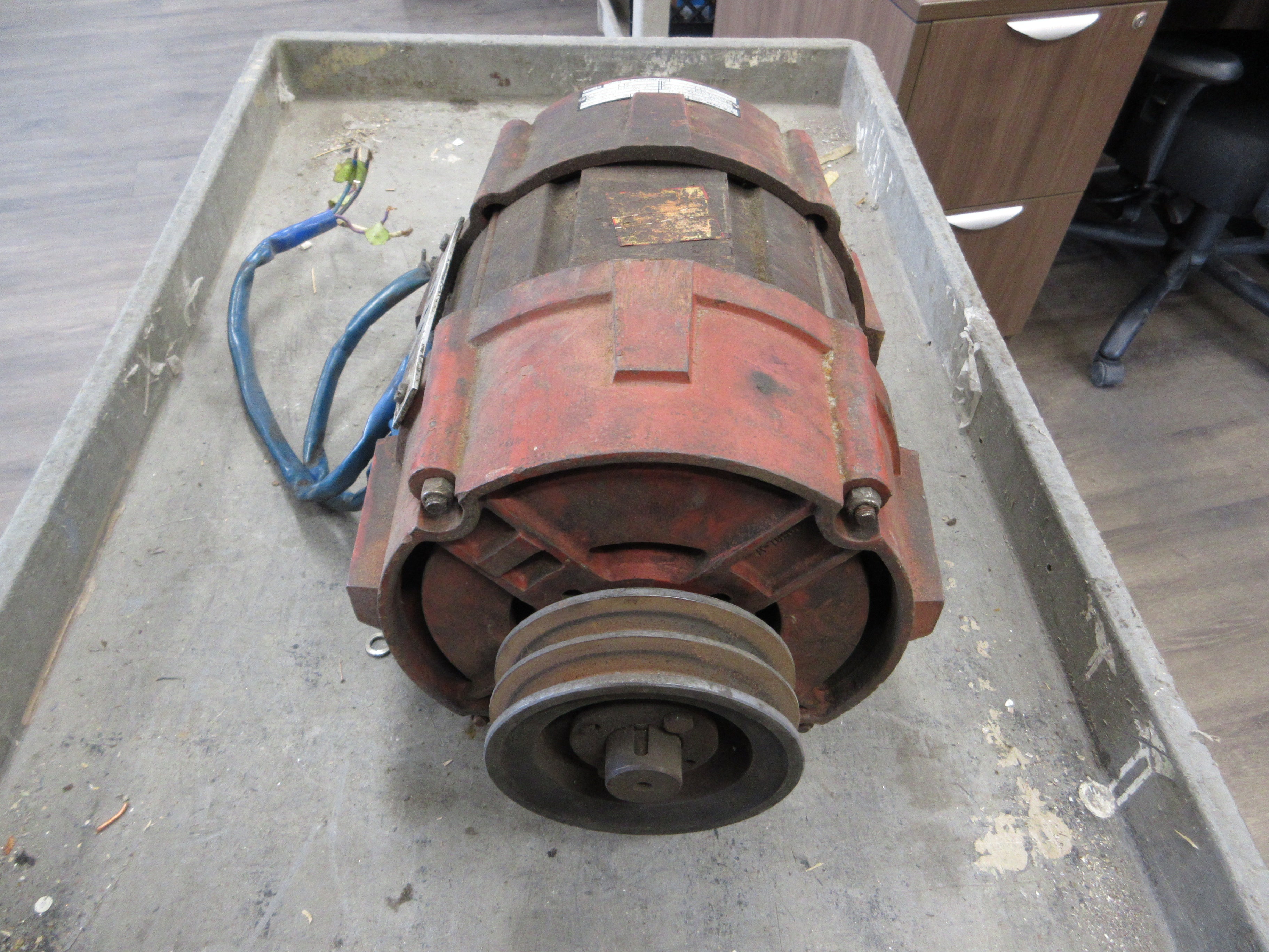 Elmo Drive Motor CF 160 F/42-18-2T 1.2 HP 600RPM 208-240V 7-8A 3Ph 60Hz Used