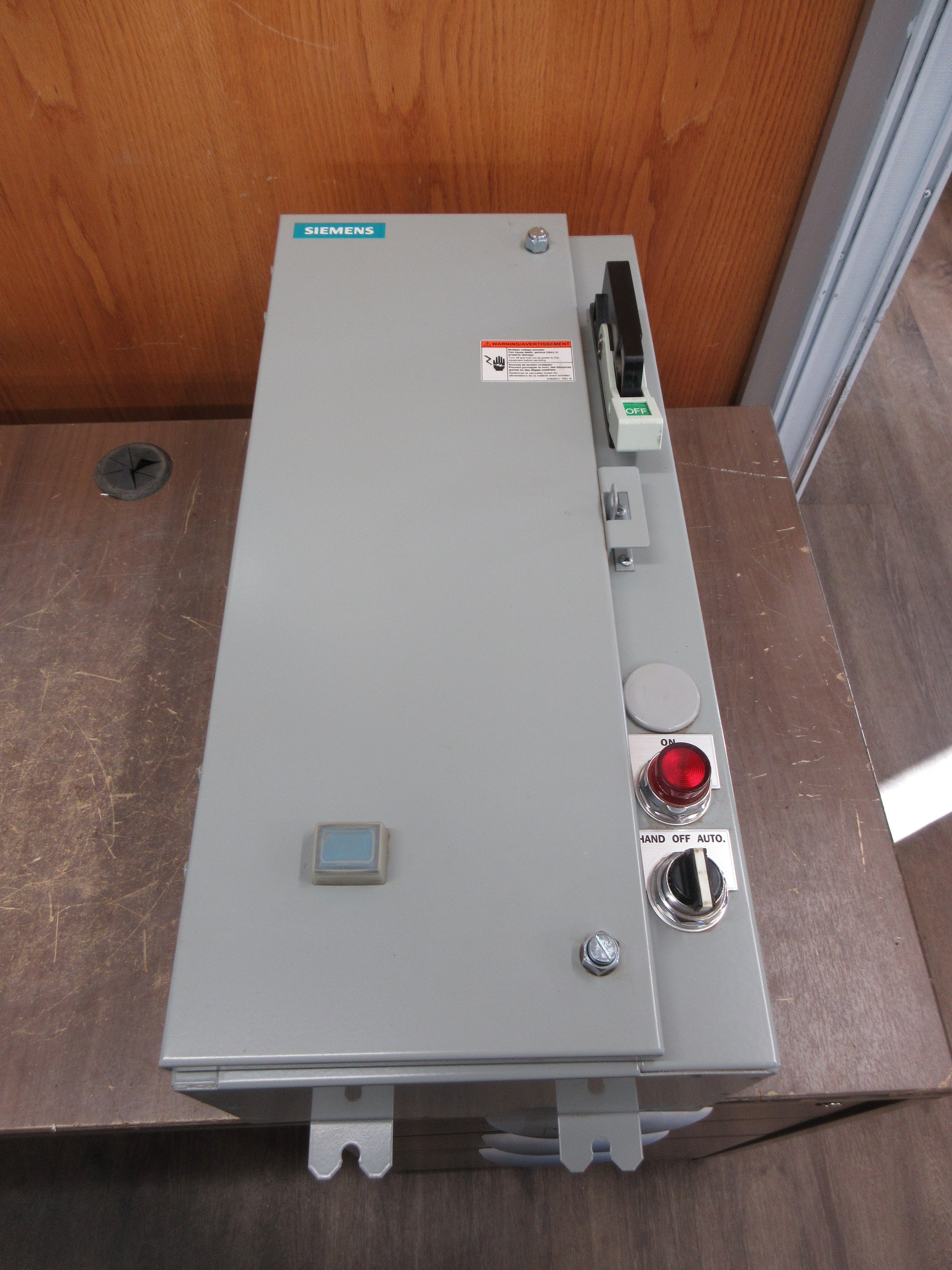 Siemens 3R Fusible Size 1 Combination 17DP92NF1281 120V Coil New Surplus