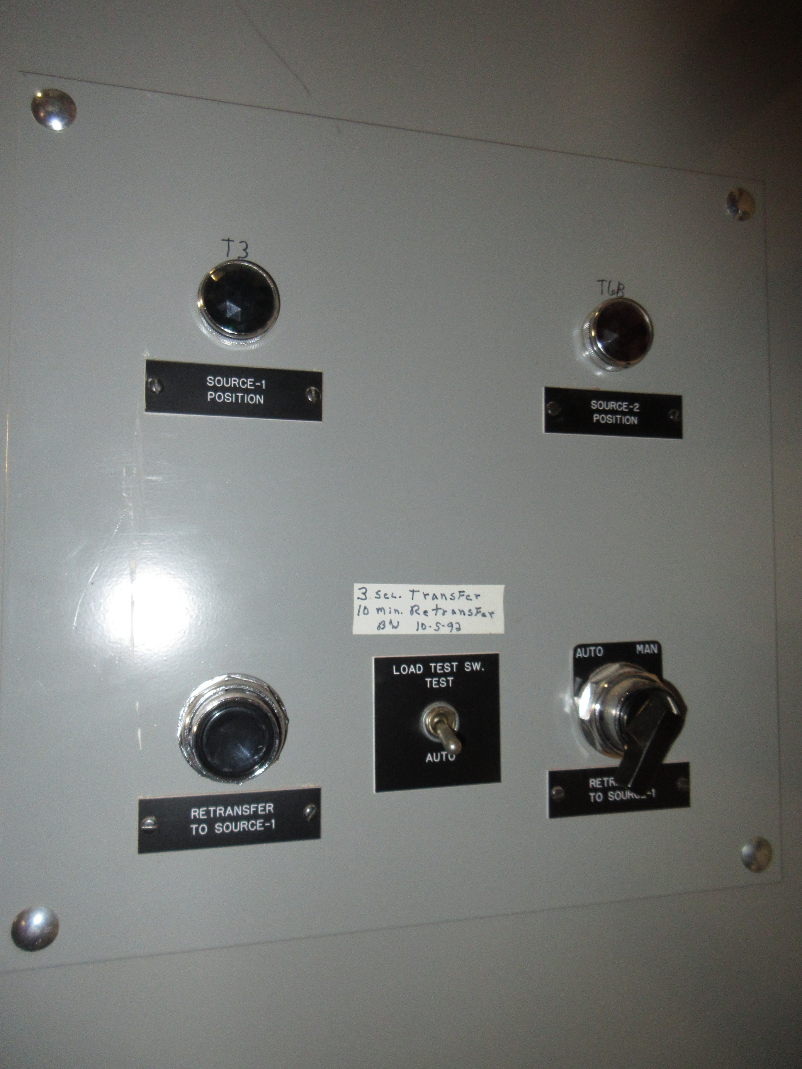 Russelectric Automatic Transfer Switch RMT-6003CE 600A 120/208V 3Ph 4W 60Hz Used