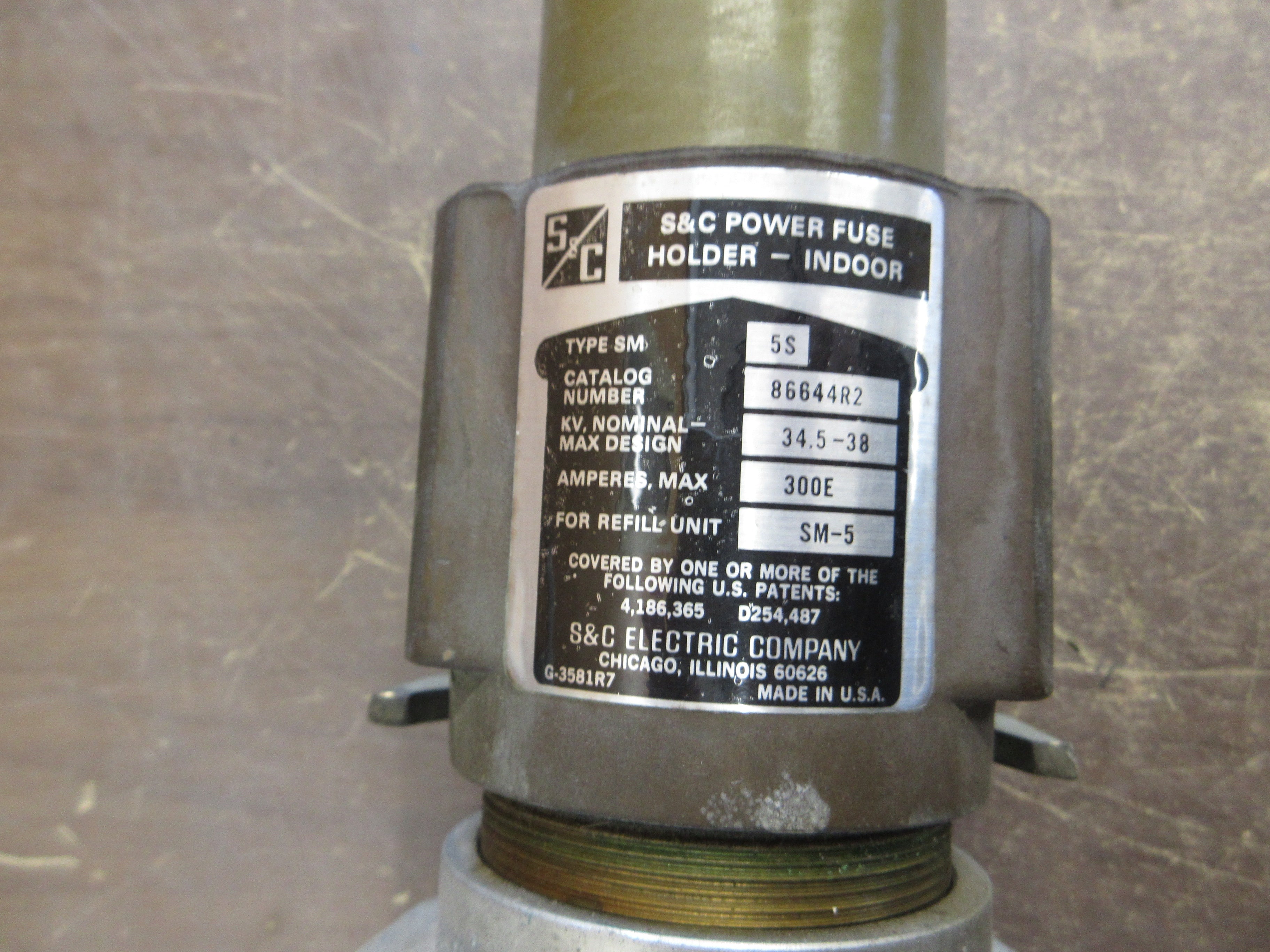 S&C SM-5S Fuse Holder 86644R2 300E Max 34.5-38kV 65E Refill Used