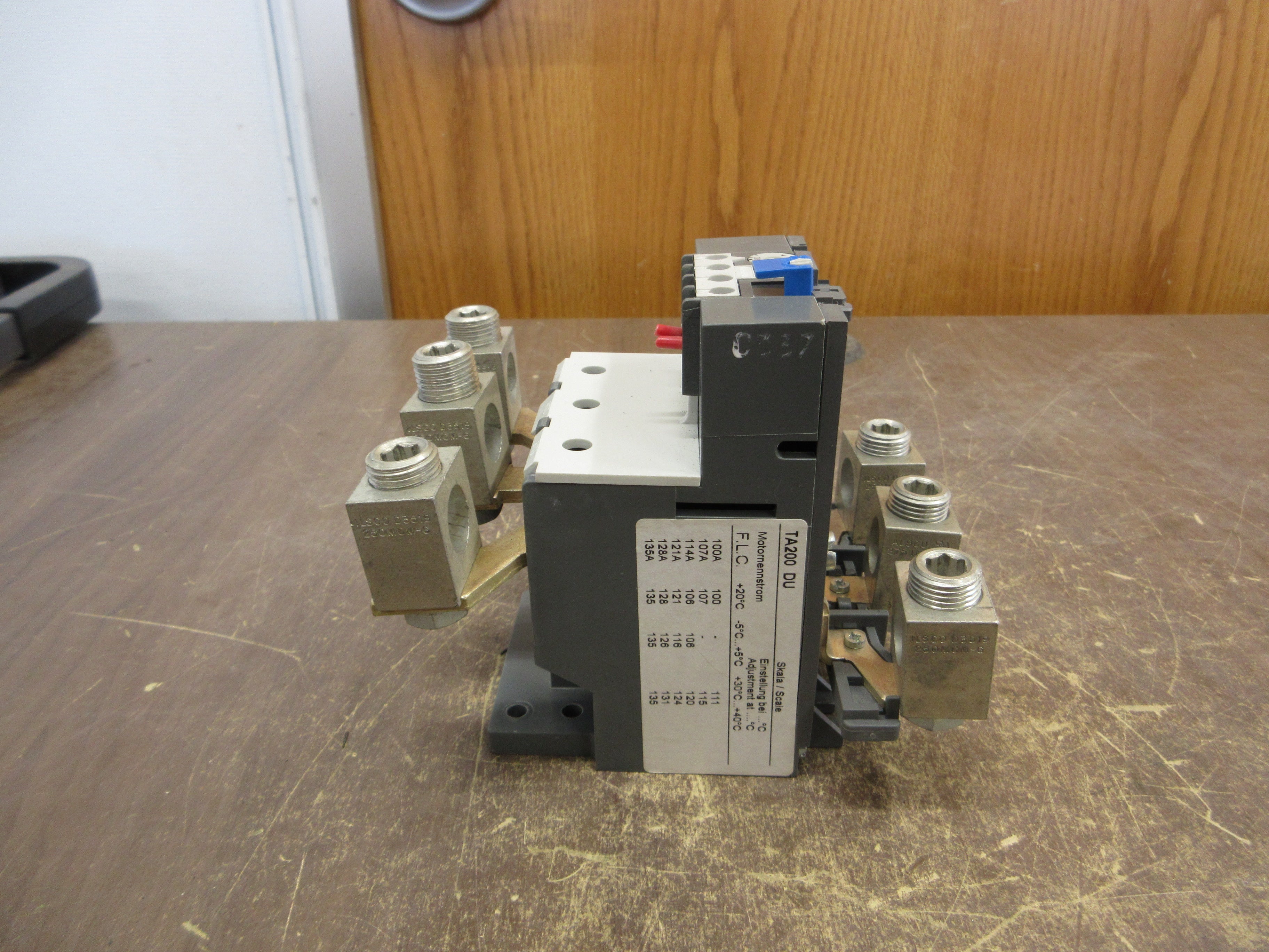 ABB Solid State Overload TA200 DU Trip: 100-135A Used