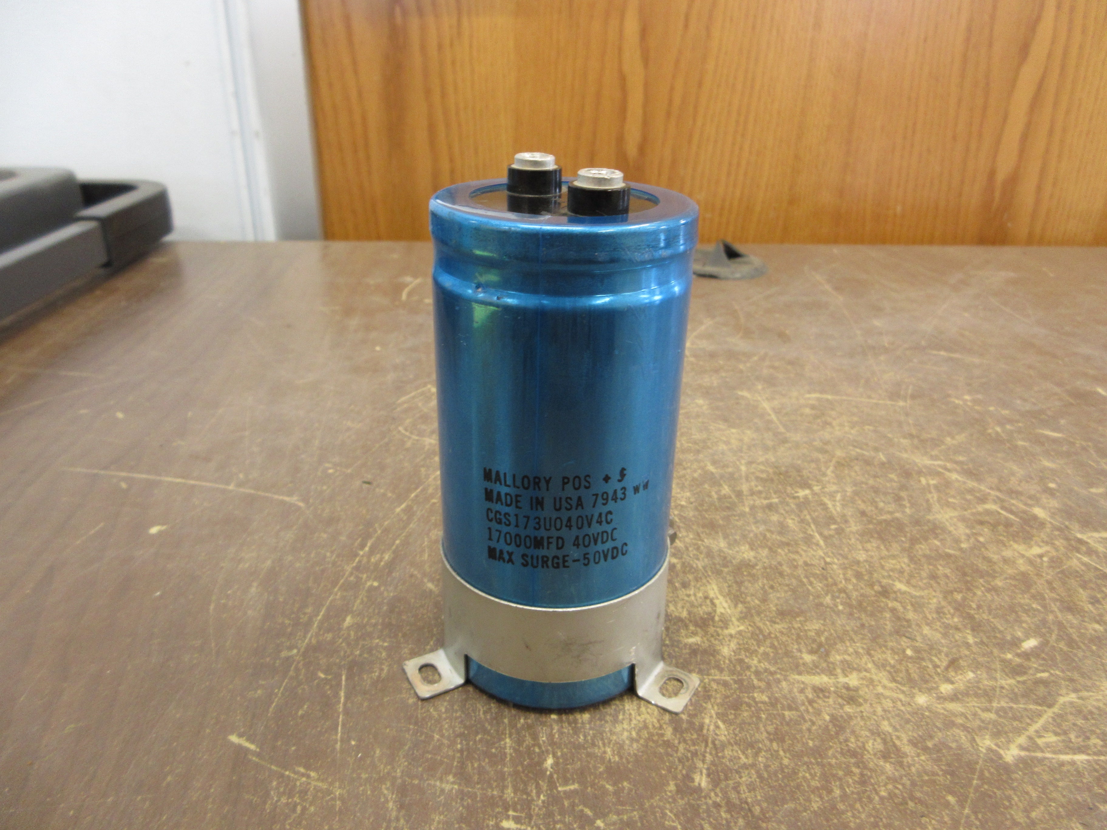 Mallory Capacitor CGS173U040B4C 17,000 MFD 40VDC w/ Mount Used