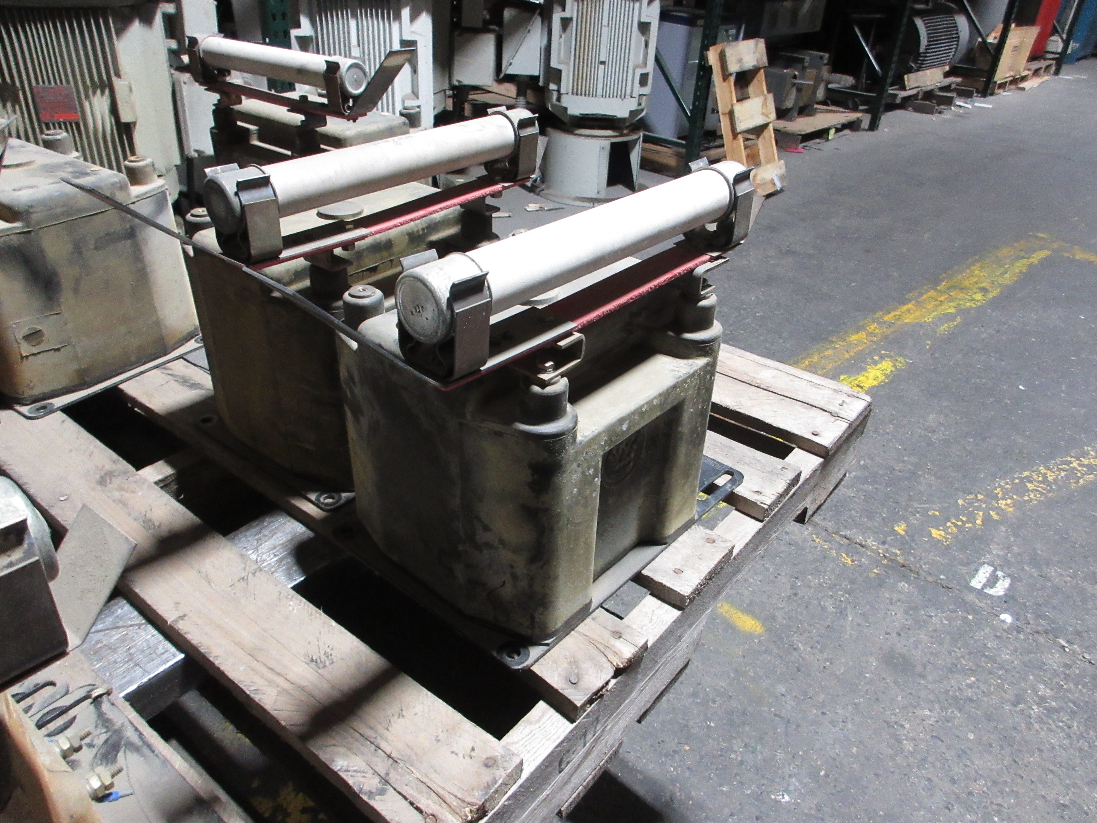 Westinghouse Type PTM-110 Potential Transformer 600A312G08 Ratio 120:1 60Hz Used