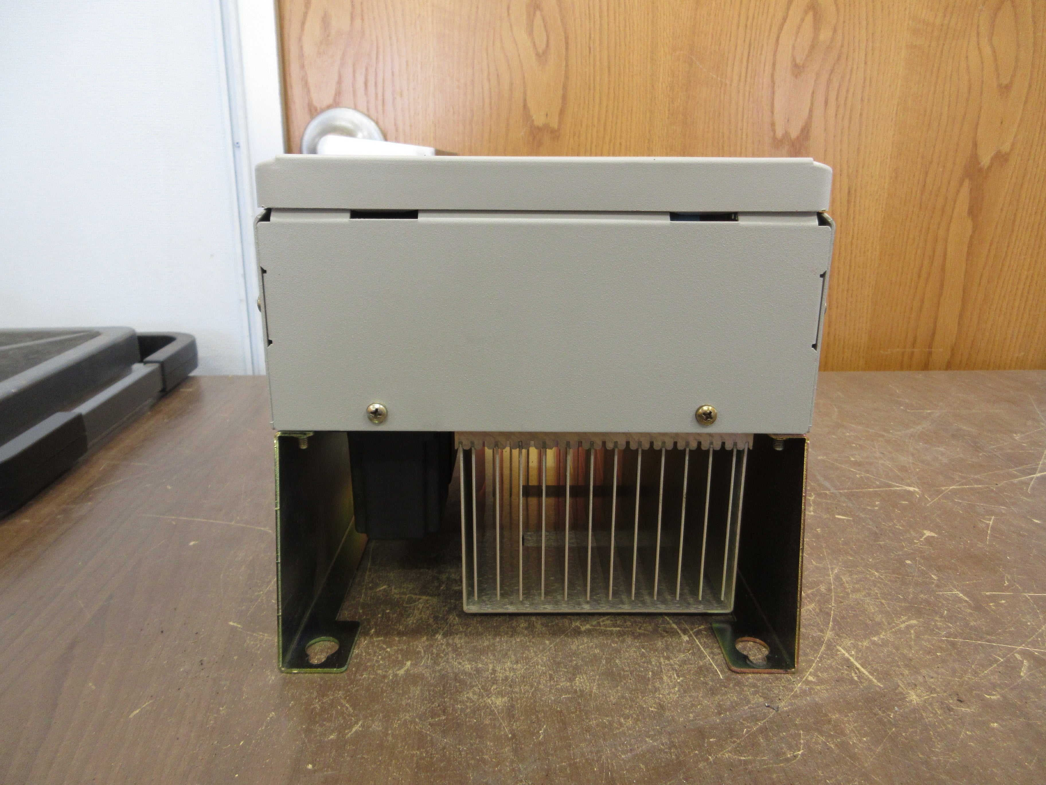 Allen-Bradley 1336 Plus AC Drive 1336S-BRF50-AA-EN-HA2-L6 5HP w/ Keypad Used