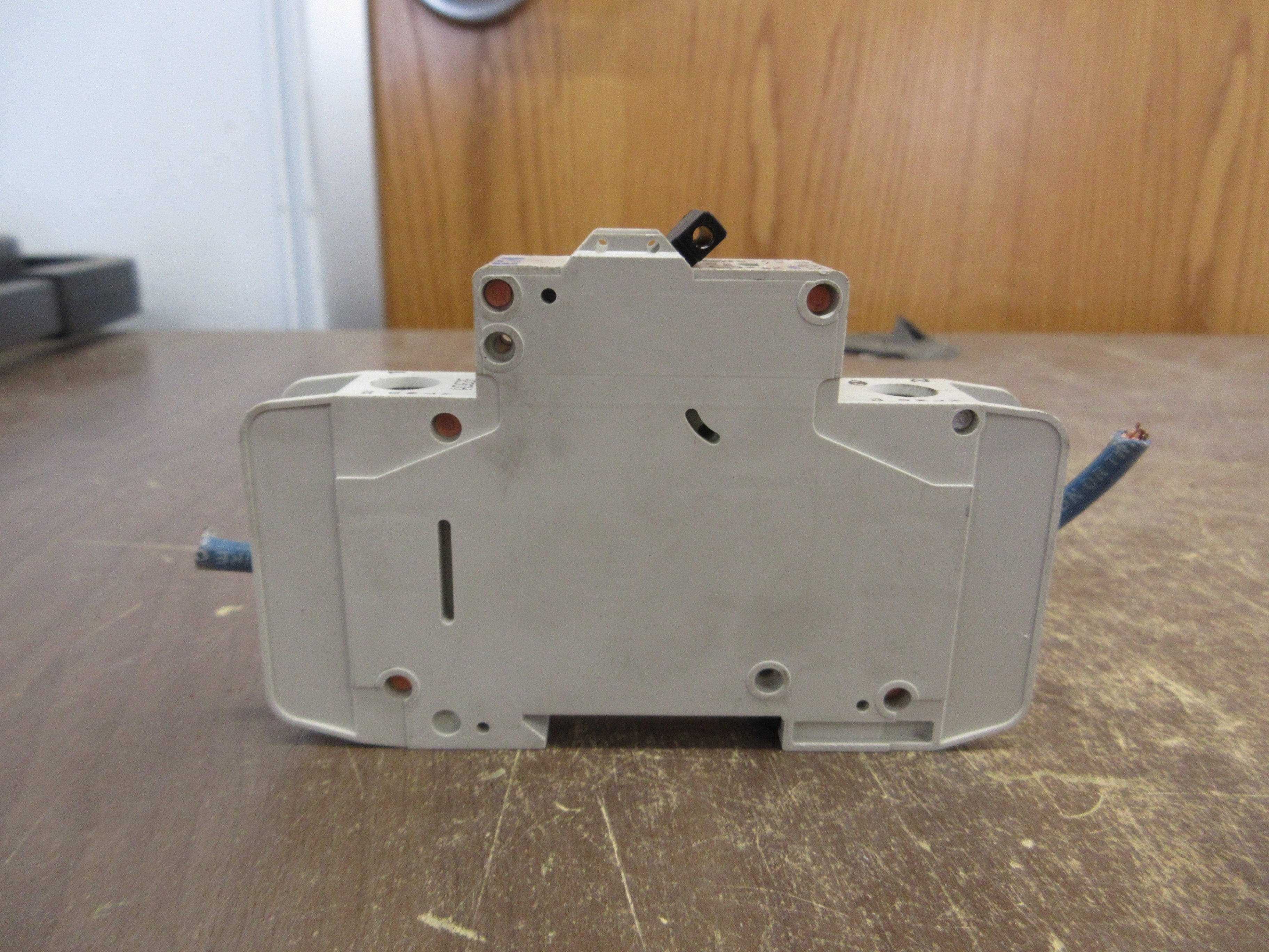 Eaton Circuit Breaker FAZ-C5/1-NA-SP 5A 277V 1P Used