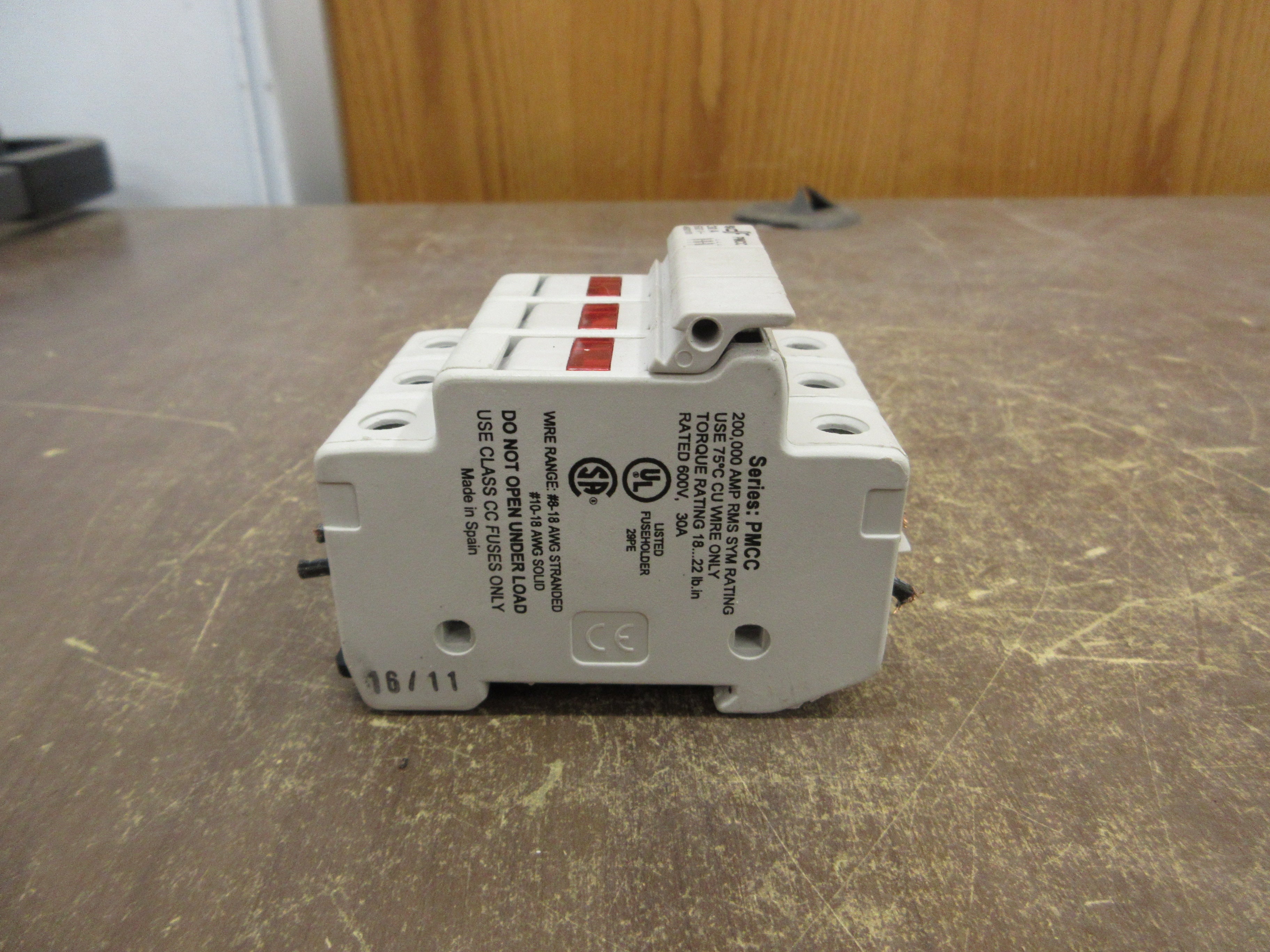 DF PMCC Fuseholder 460010I 30A 600V 3P Used
