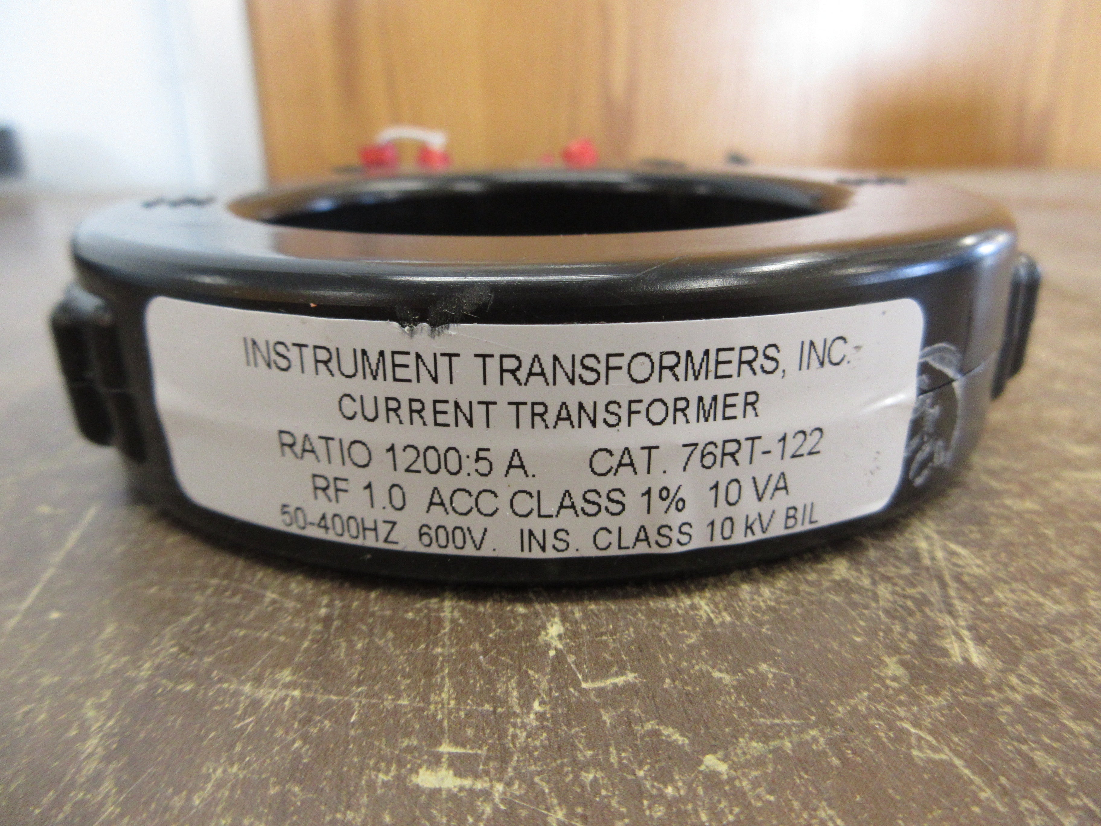 Instrument Transformers Current Transformer 76RT-122 Ratio 1200:5A 600V 50-400Hz Used