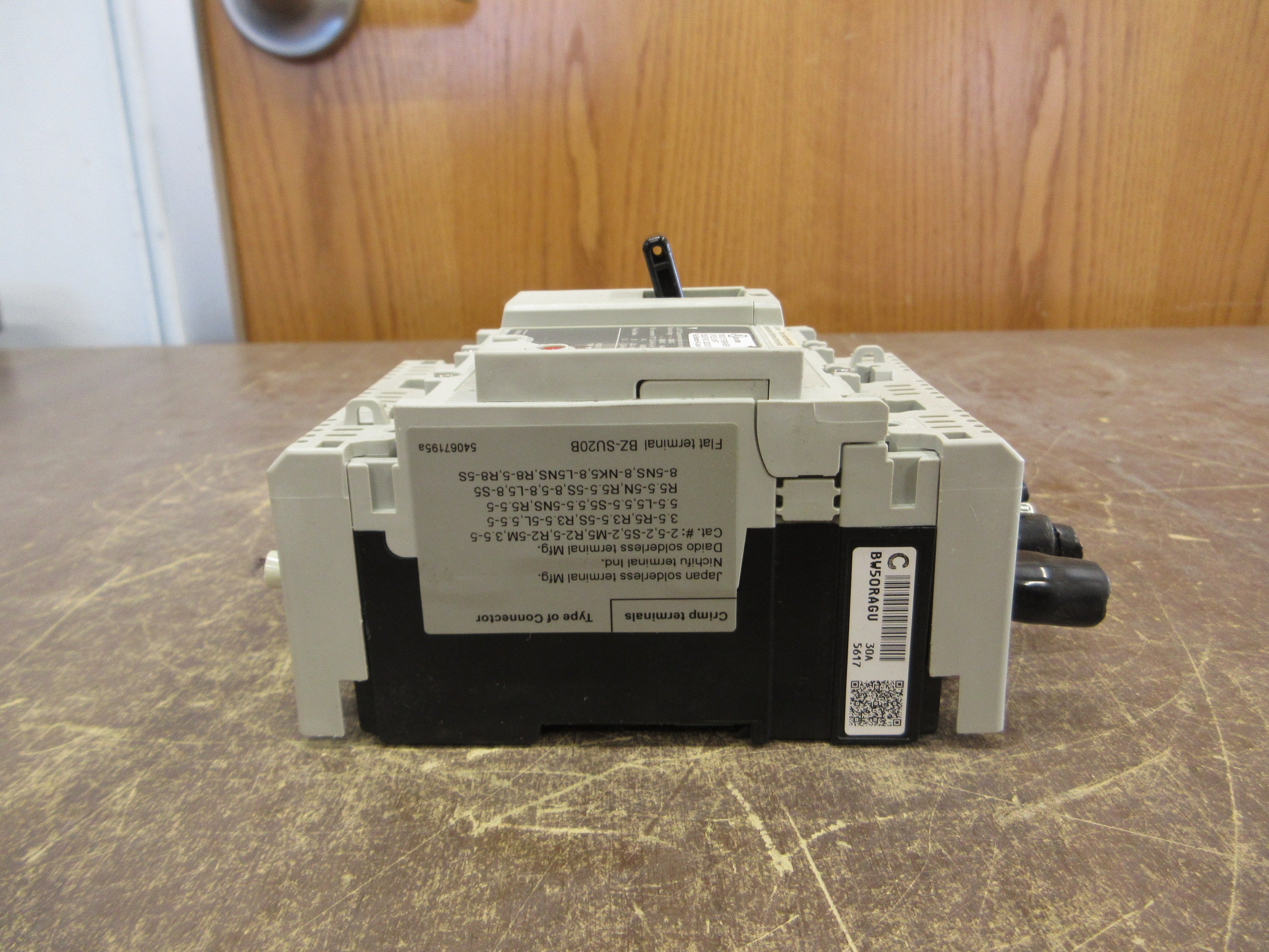Fuji Electric Circuit Breaker BW50RAGU-3P030 30A 240V 3P Used