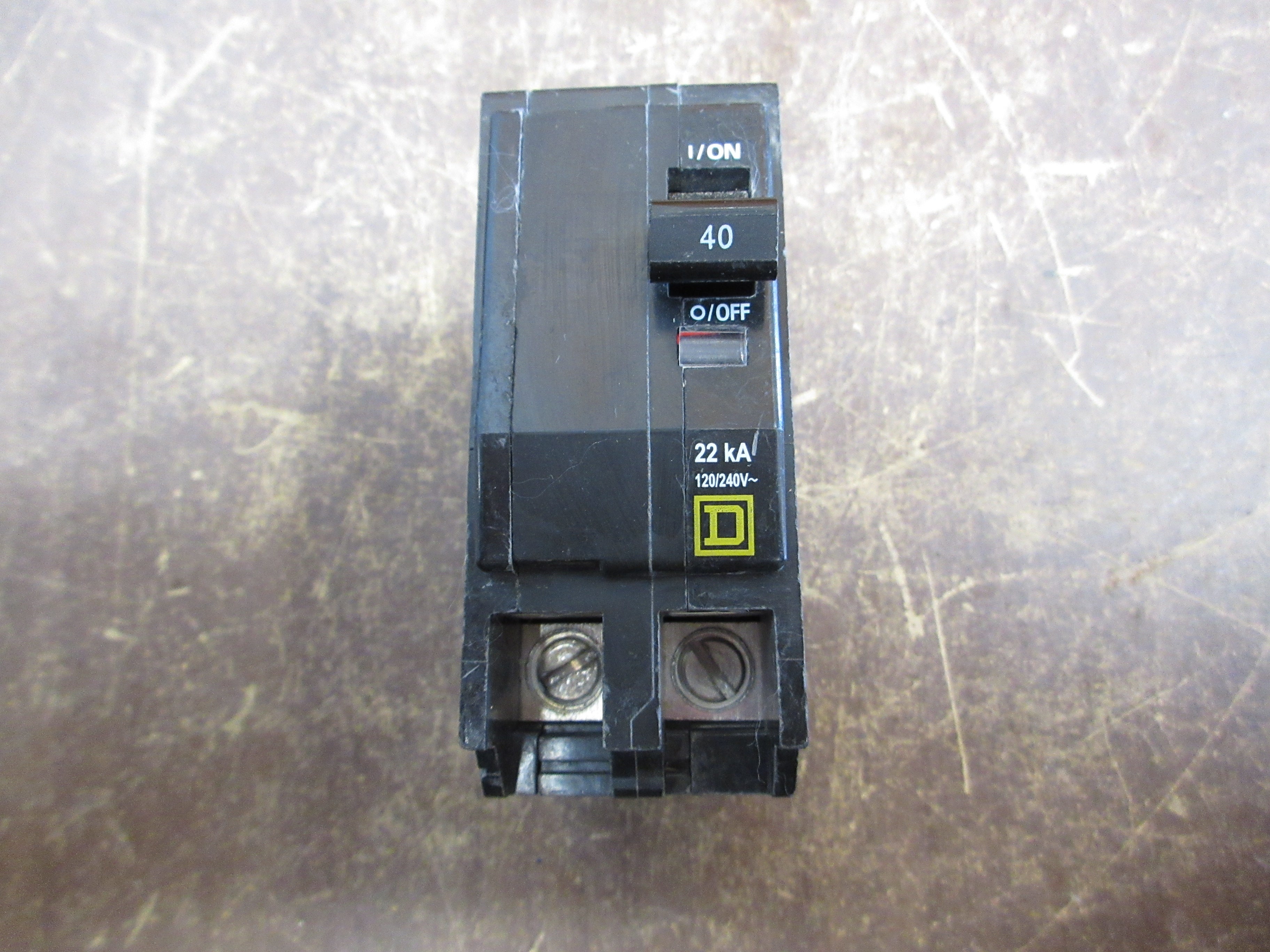 Square D Bolt-On Circuit Breaker QOB240VH 40A 120/240V 2P 22kA Used