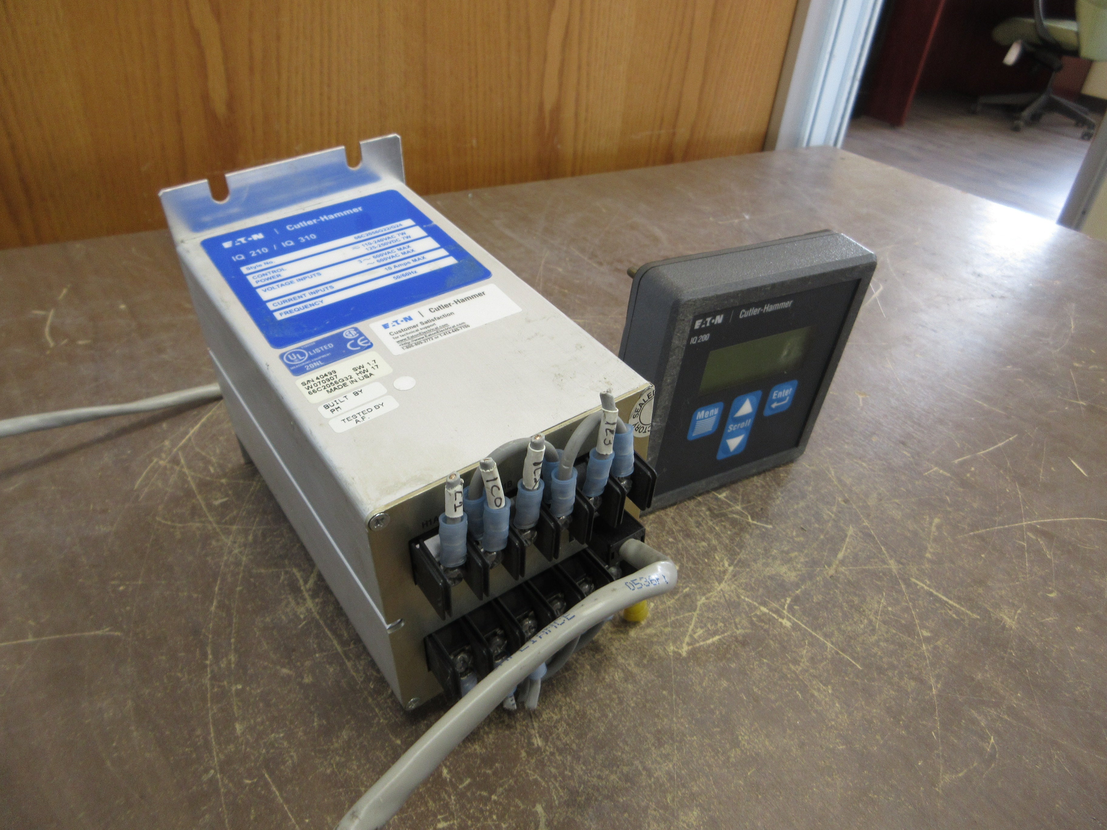 Eaton IQ 210/IQ 310 Power Meter 66C2056G22/G24 Display Part #: 66B2051G01 Used