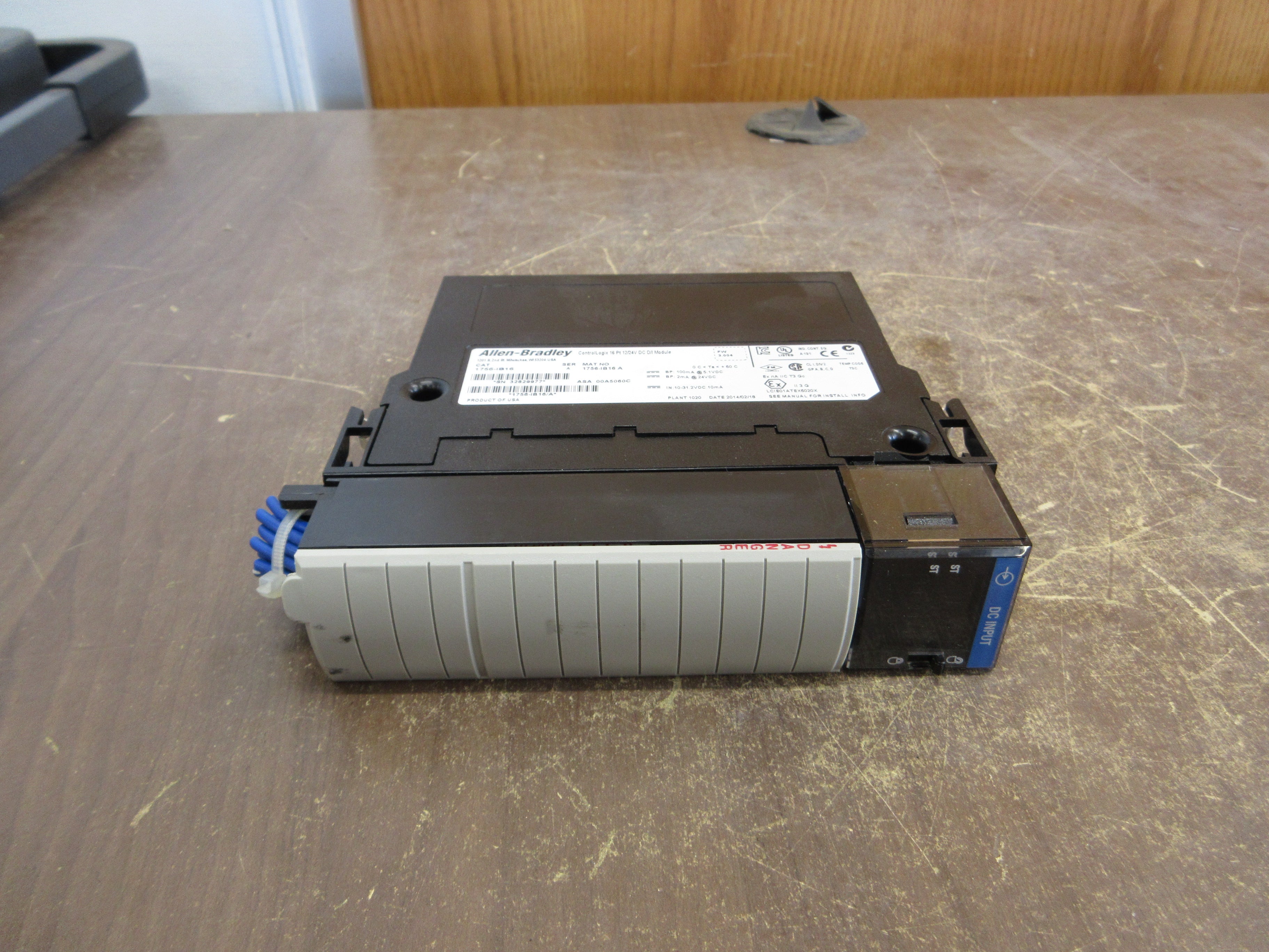 Allen-Bradley ControlLogix Digital Input Module 1756-IB16 Ser. A F/W. 3.004 Used