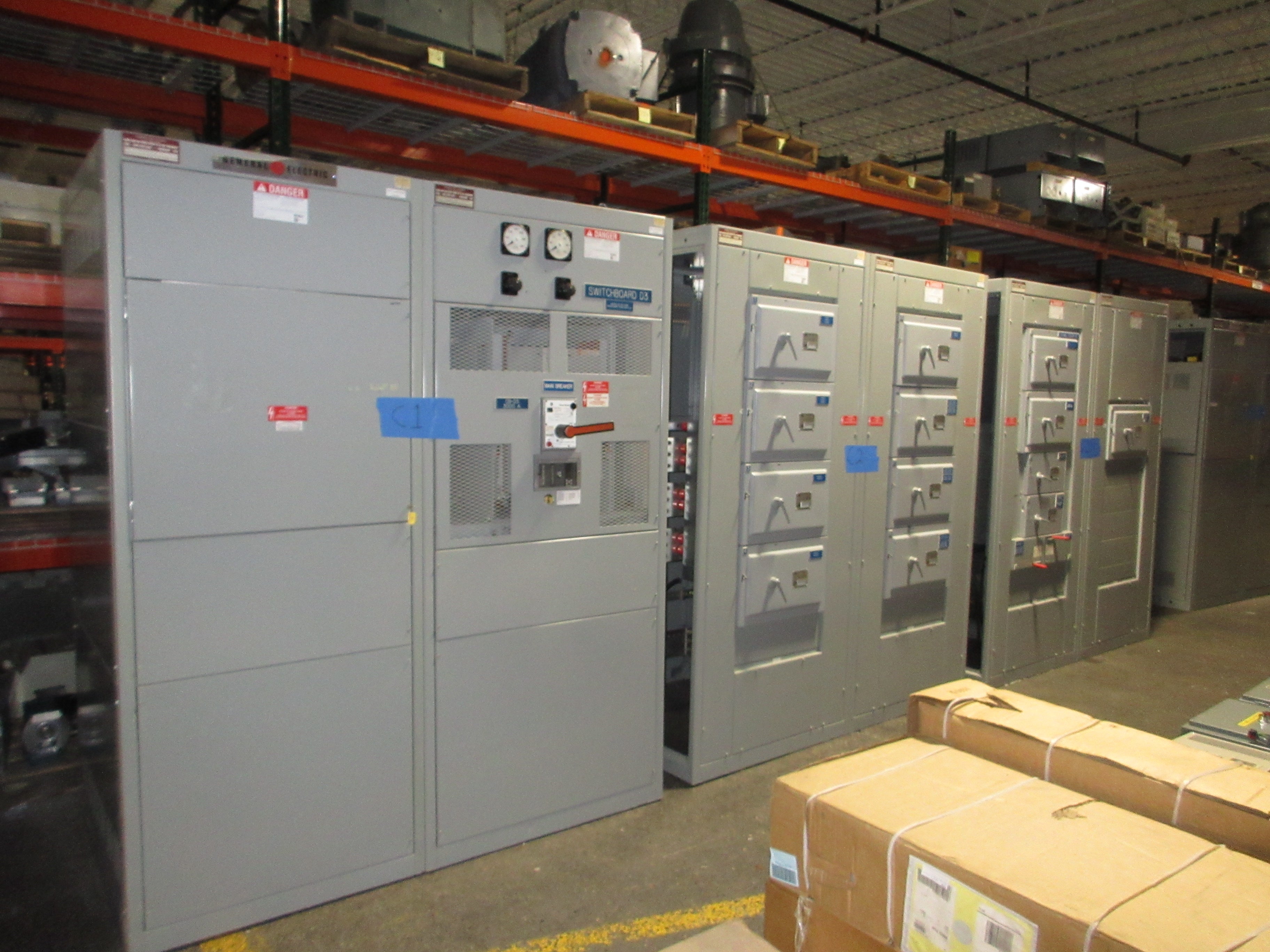 GE 3000A Main Switch Gear Line Up TC3030SS 3000A Main Breaker Used