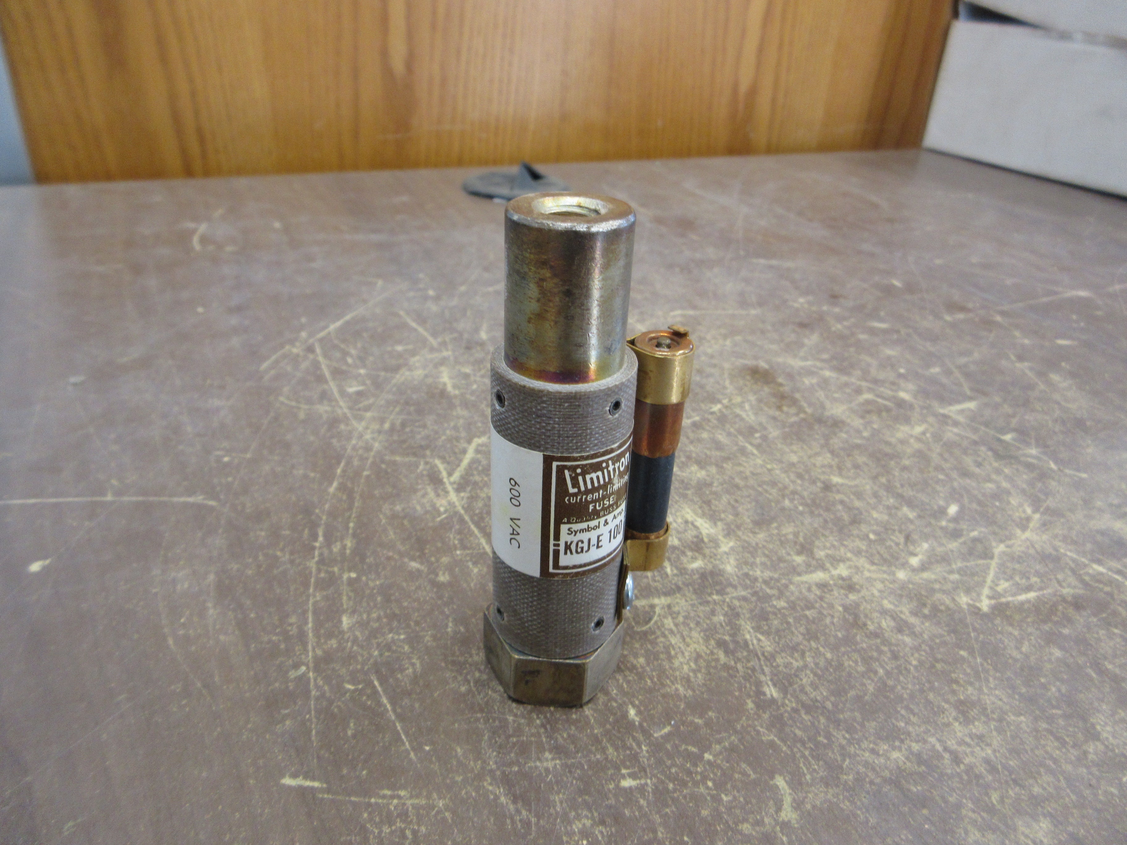 Bussmann Limitron Fuse KGJ-E 100 100A 600V Used