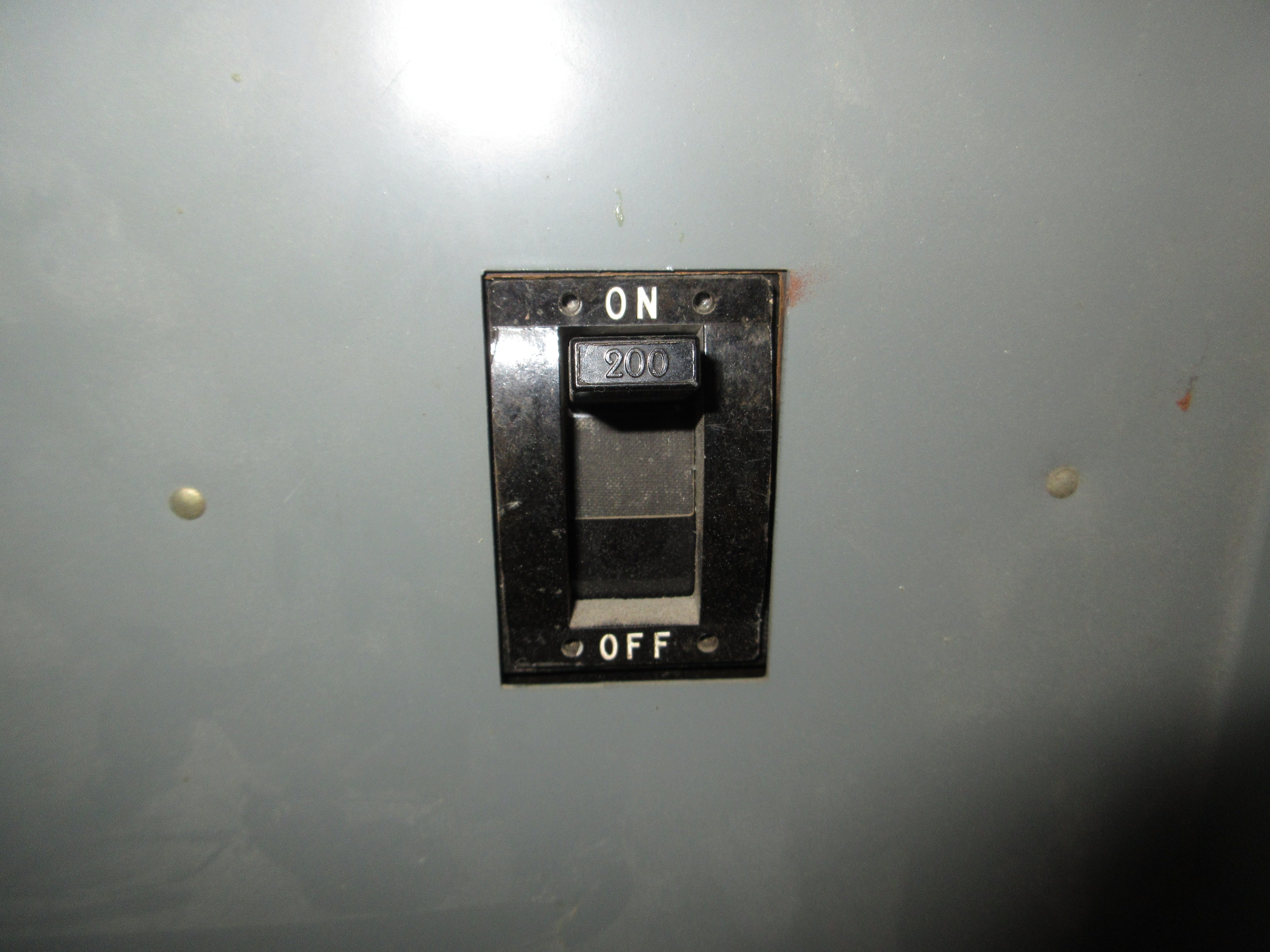 Square D Main Breaker Circuit Breaker Panel NQOB-42050-1 200A Max, 200A Main