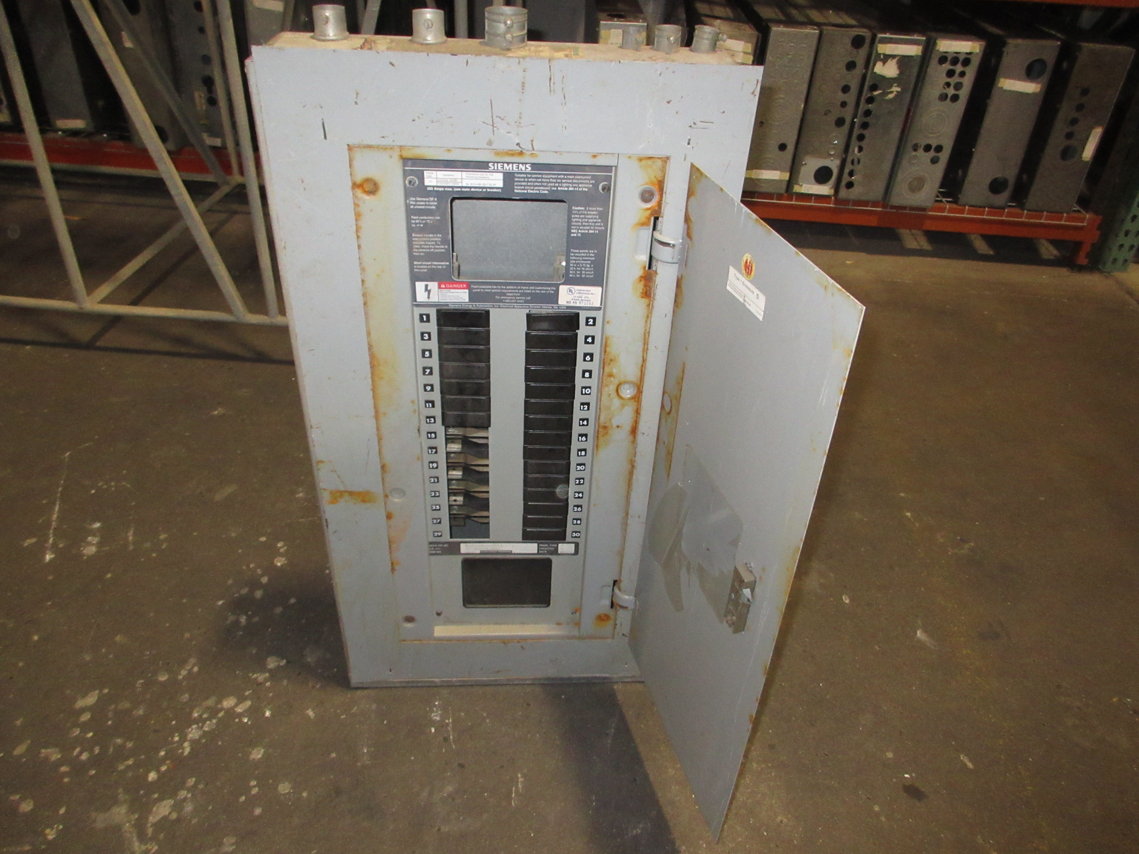 Siemens Main Lug Breaker Panel S1A30ML125CTS 250A Max 120/240V 1Ph 3W 30-Slot