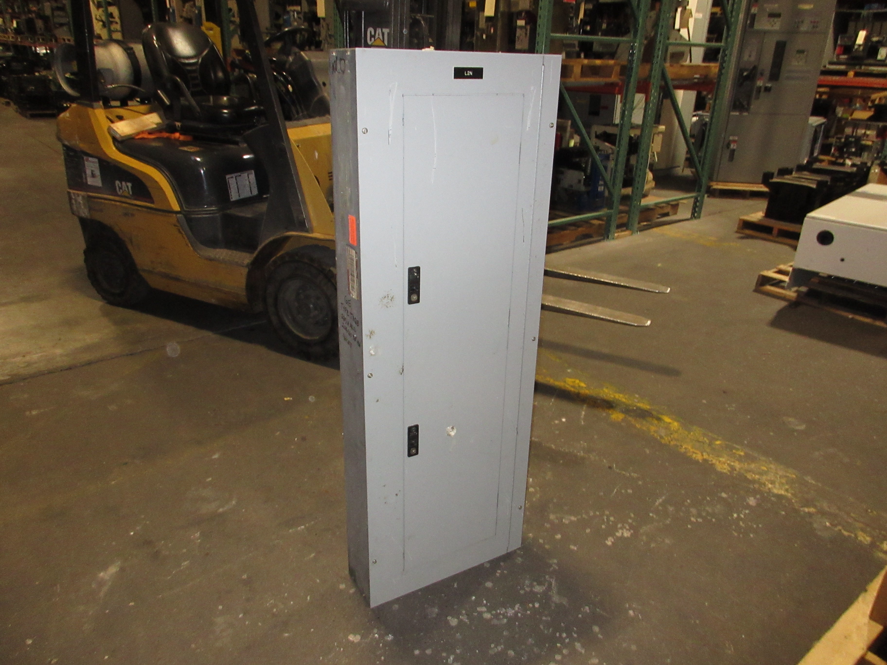 GE Main Lug Breaker Panel AQF3422MBX AXB4P1 225A Max 208/120V 3Ph 4W 42-Slot