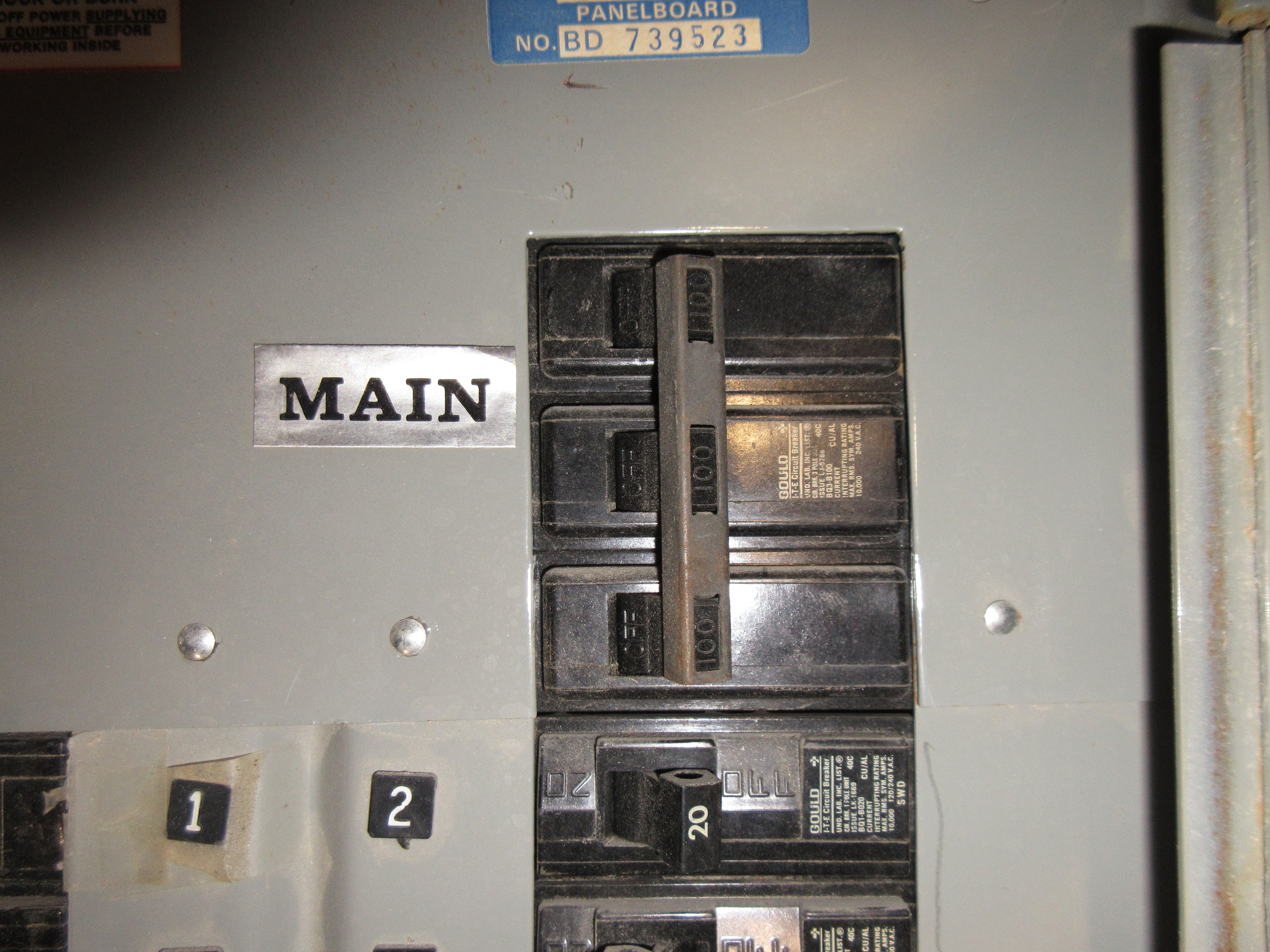 ITE Main Breaker Circuit Breaker Panel NLAB 100A Max 120/208V 100A Main 3Ph 4W