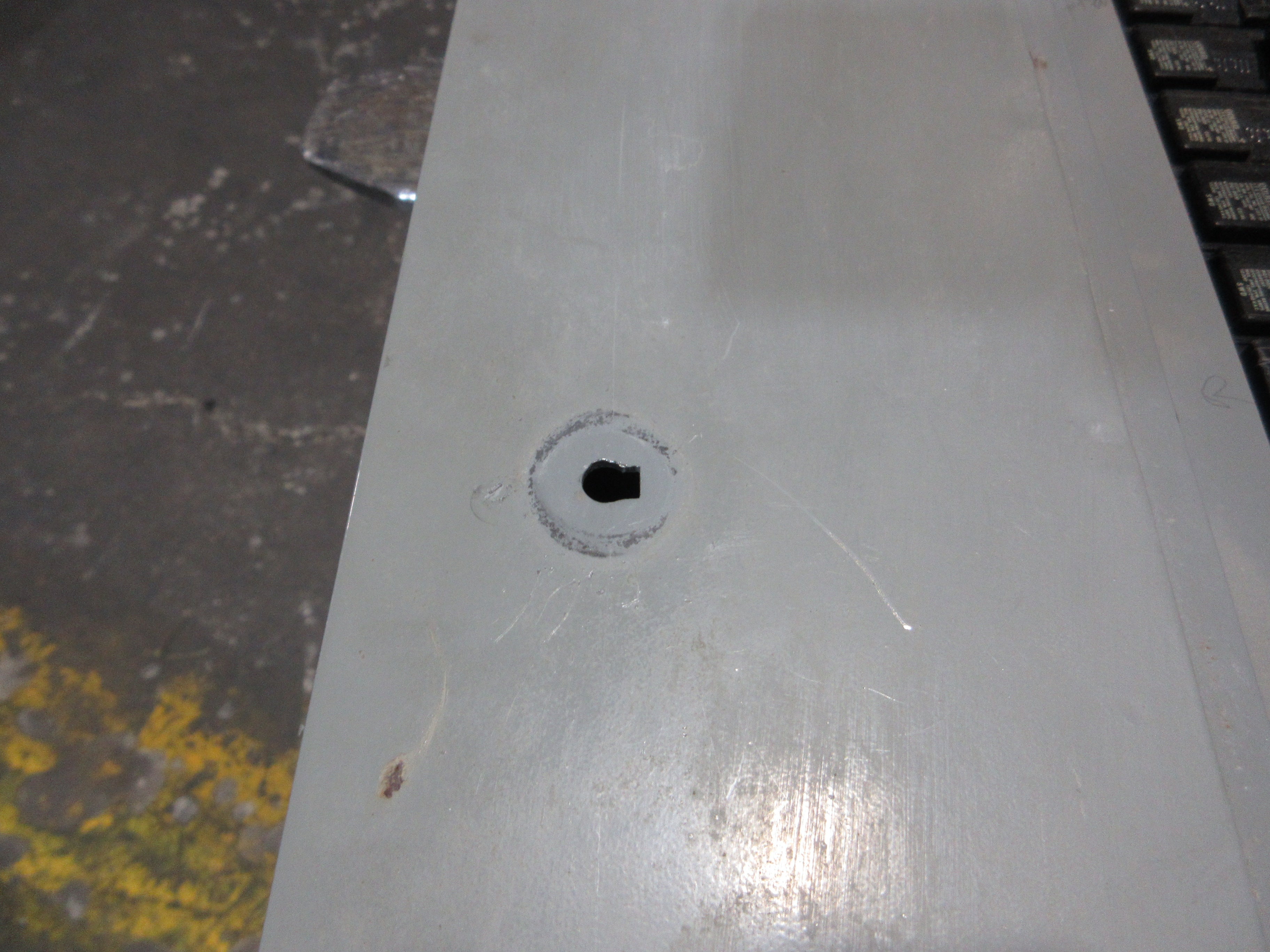 ITE Main Breaker Circuit Breaker Panel NLAB 100A Max 120/208V 100A Main 3Ph 4W