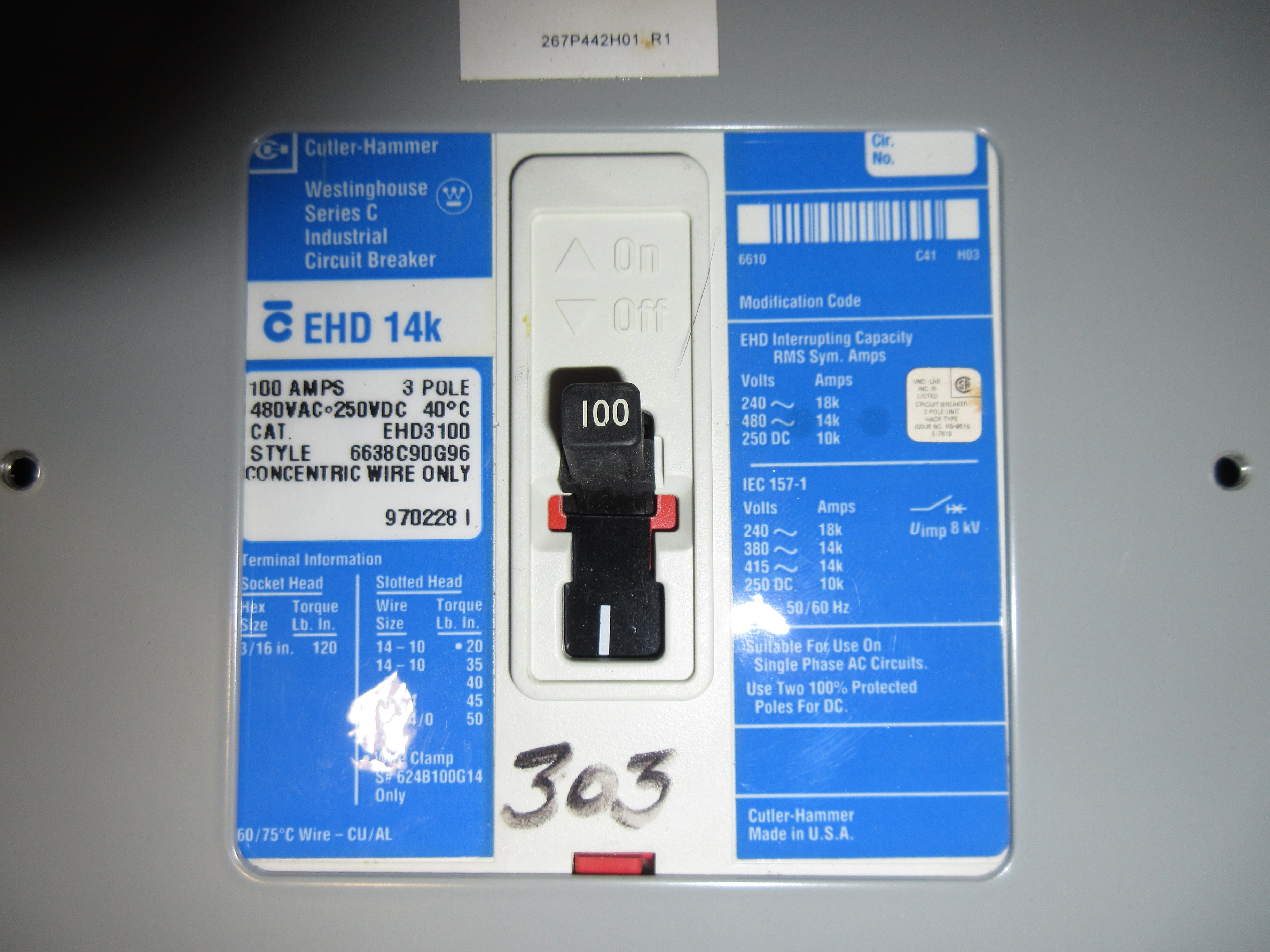 Eaton Main Breaker Circuit Breaker Panel IC96646 100A Max 208Y/120 100A Main 3Ph