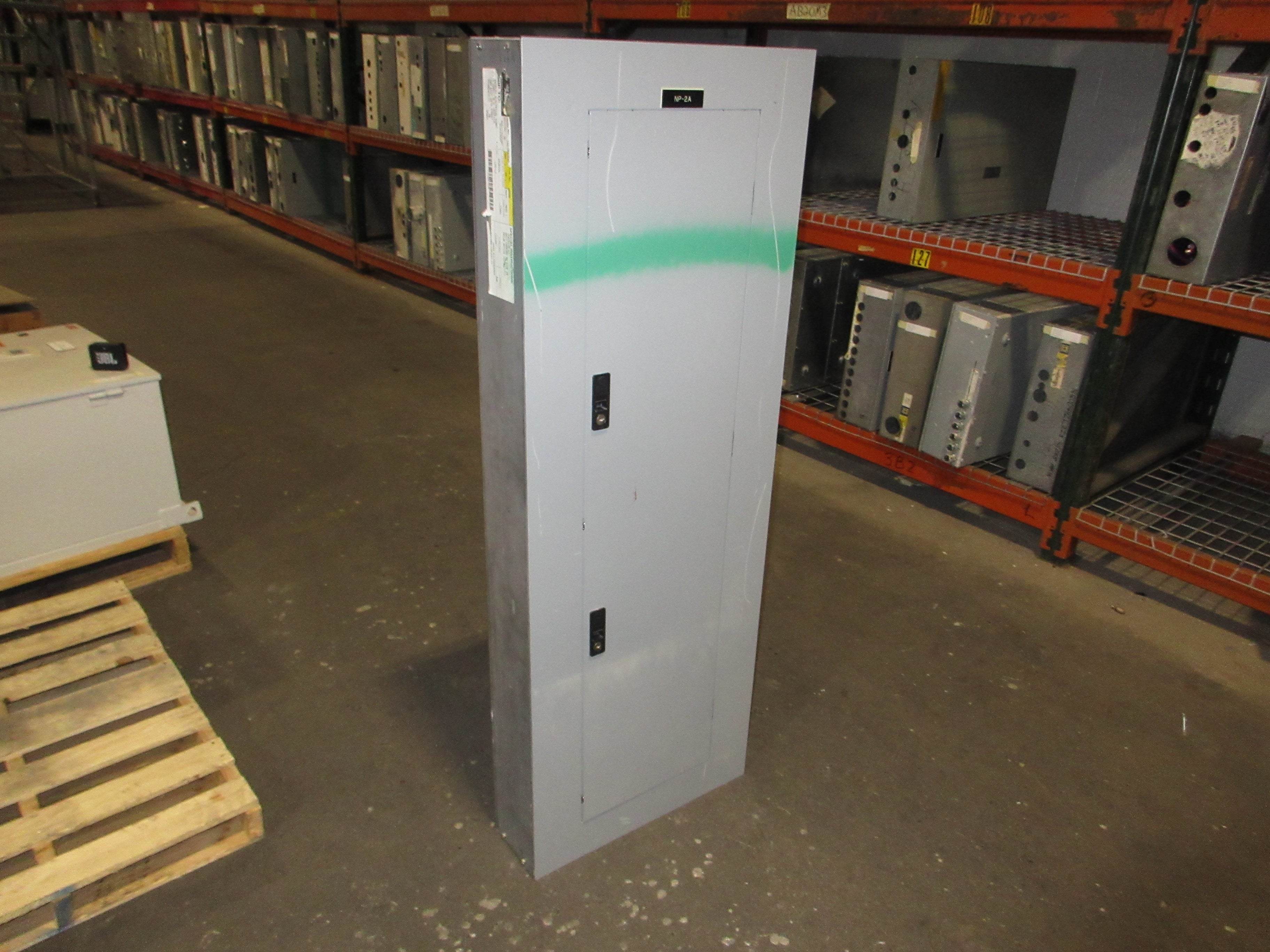 GE Main Breaker Circuit Breaker Panel AQF3422ATX AXT1 125A Main 225A Max 3Ph 4W