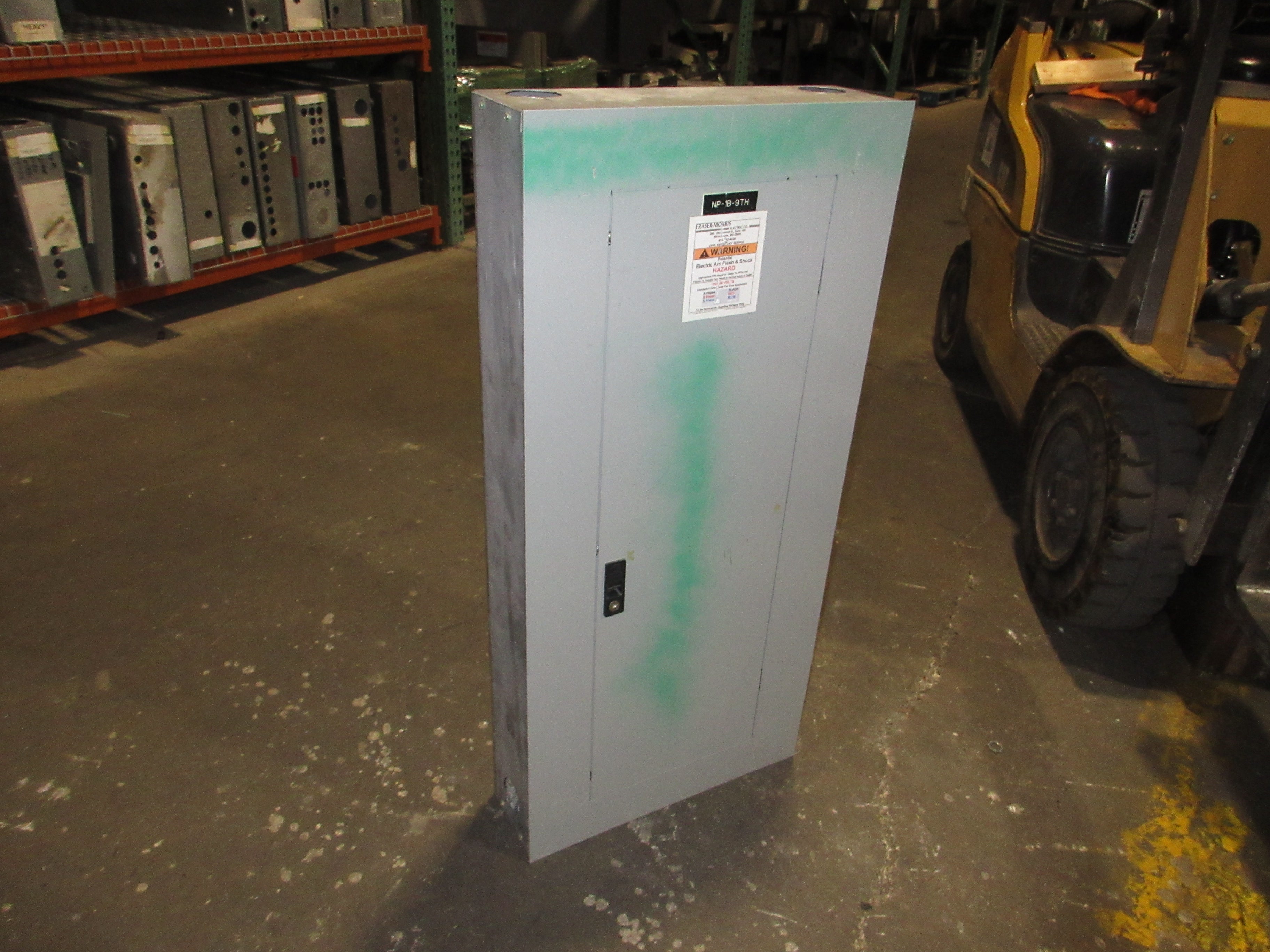 GE Main Lug Breaker Panel AQF3421MT 125A Max 208Y/120 3Ph 4W 42-Slot Used